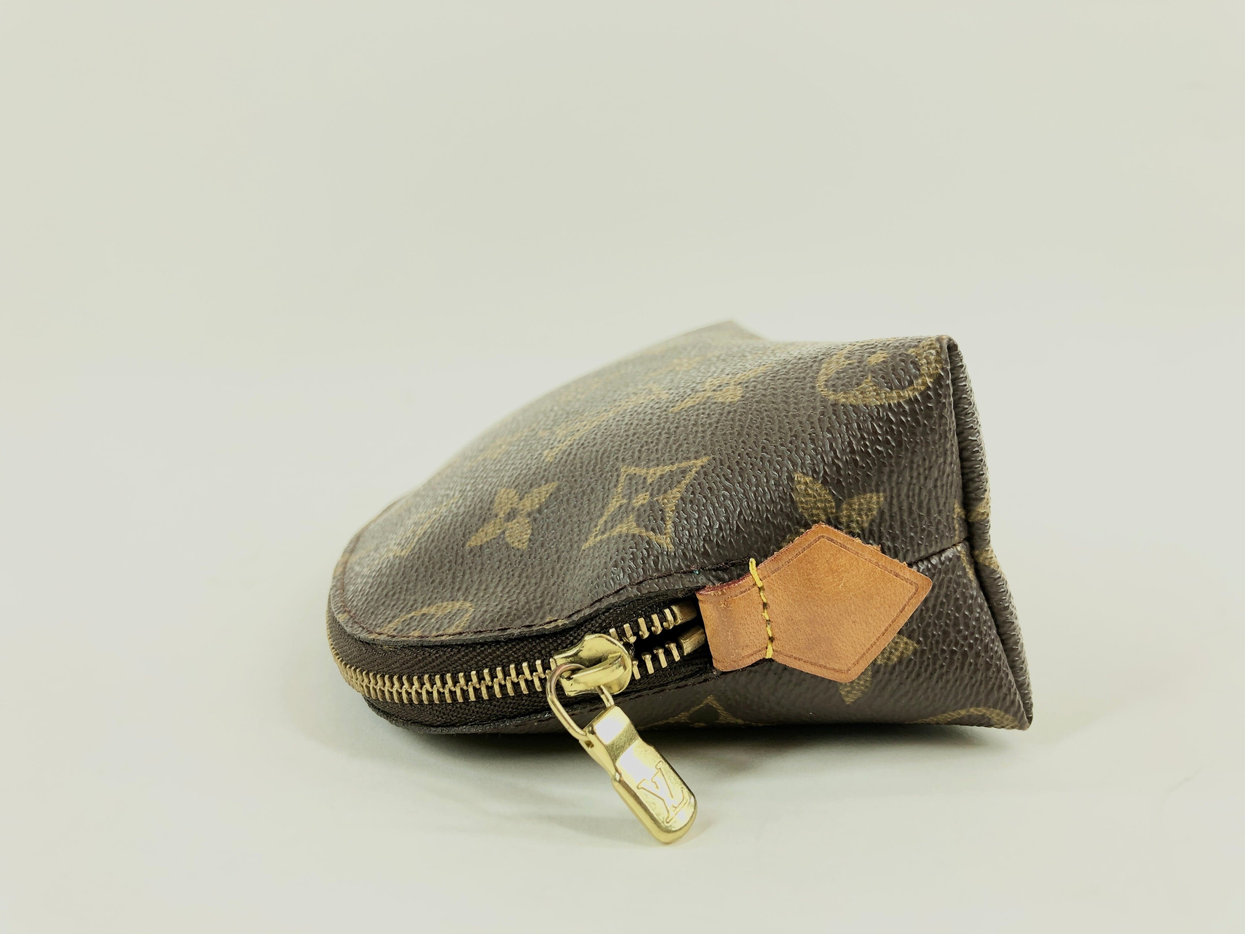 Louis Vuitton M47515 Damier Pochette Cosmetics PXL1190