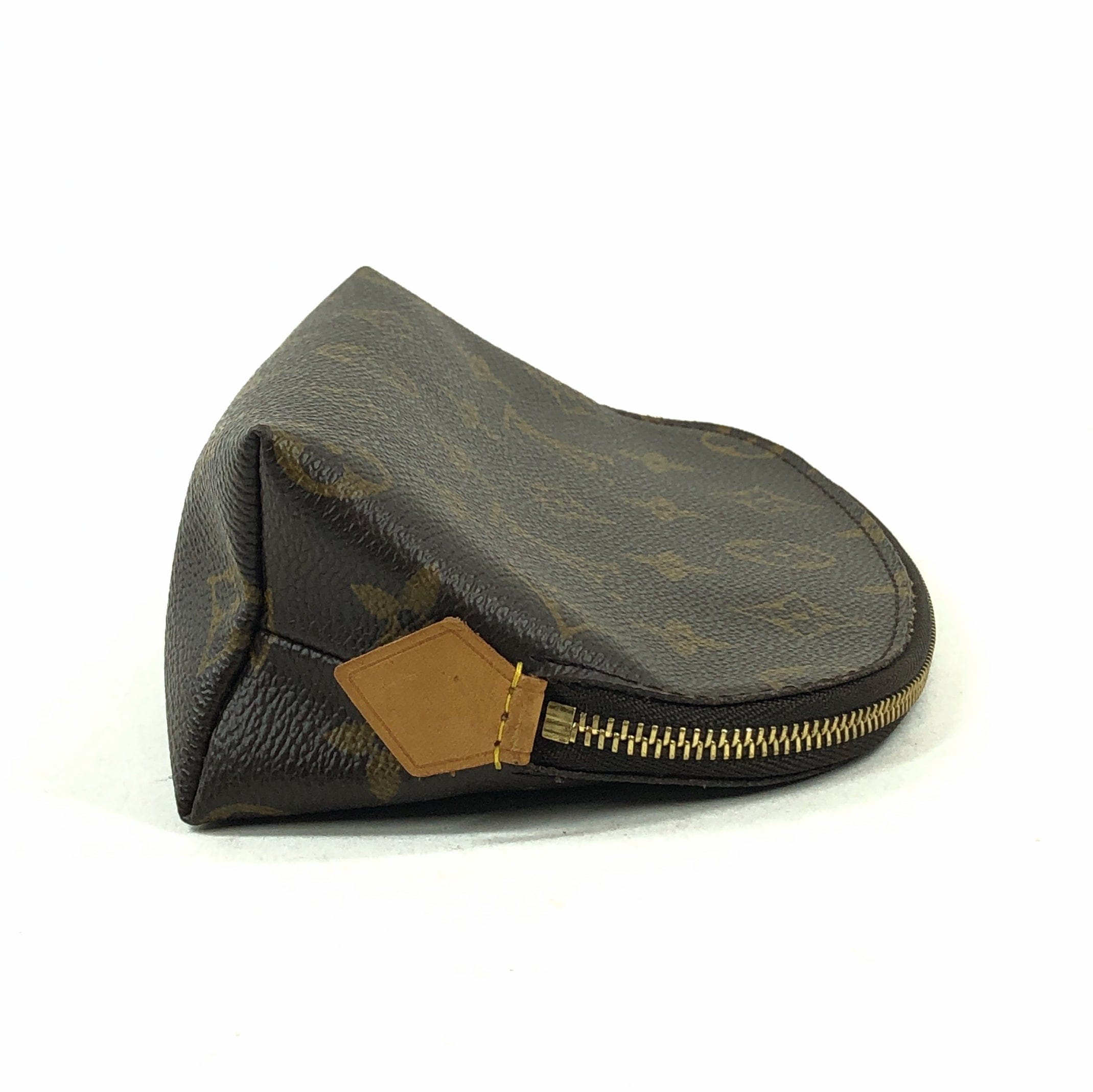 Louis Vuitton Pochette Cosmetics PXL1997