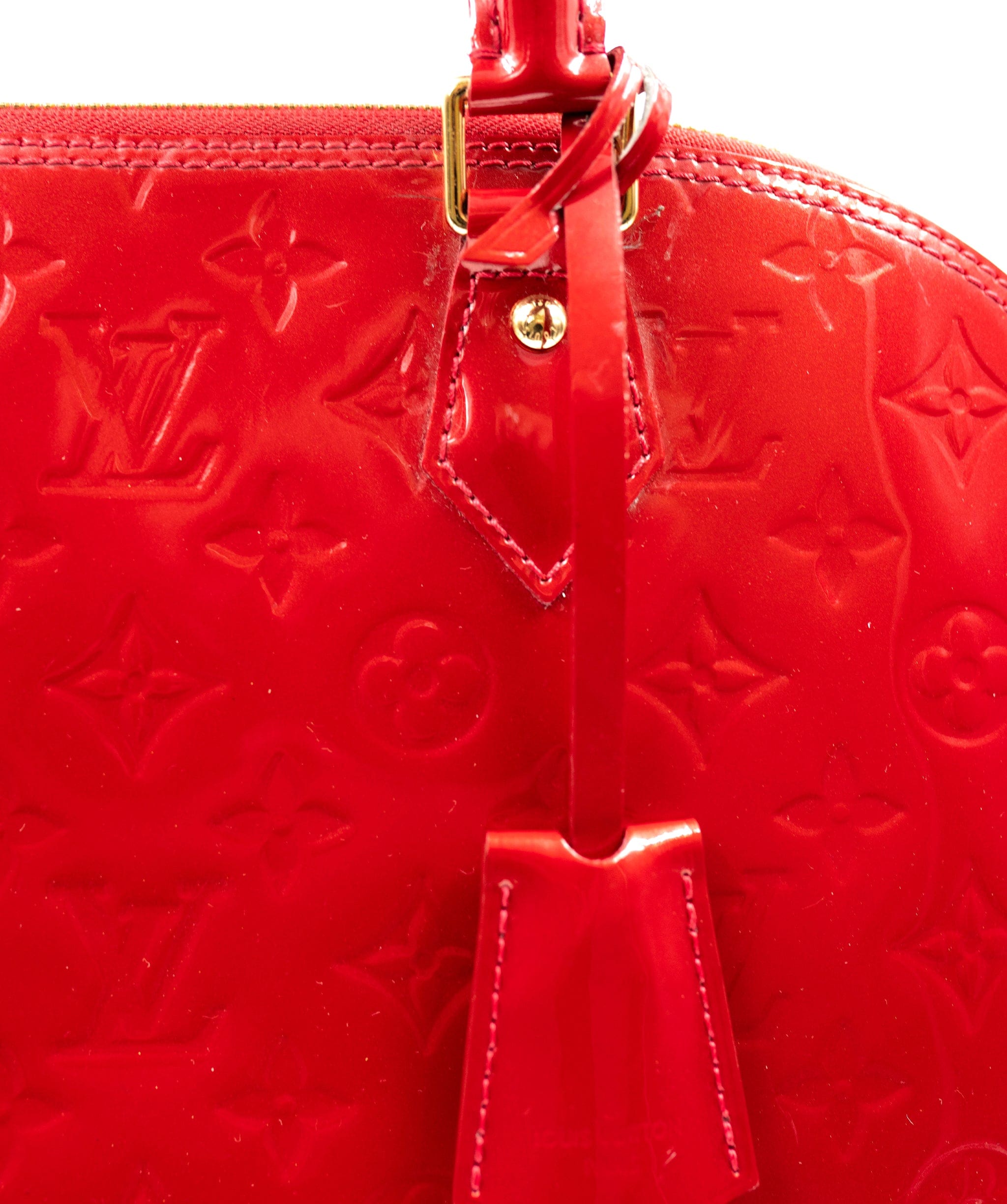 Louis Vuitton 68. LP X C Louis Vuitton Vernis Alma Red RJL1373