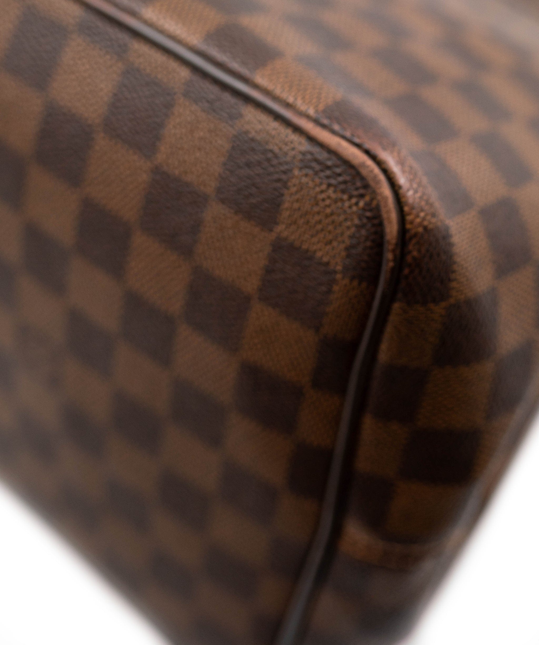 Louis Vuitton Louis vuitton bag AGC1342