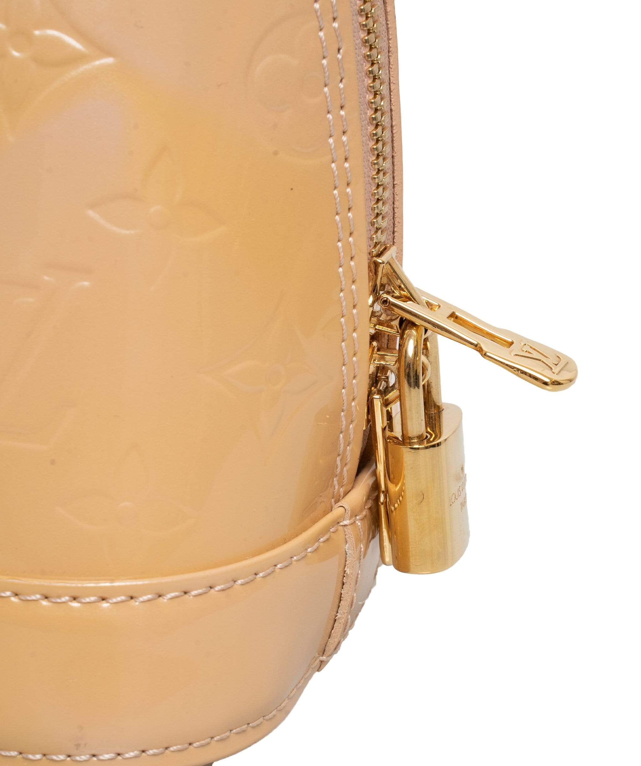 Louis Vuitton Louis Vuitton Beige Vernis Alma BB  Bag - AWL1634