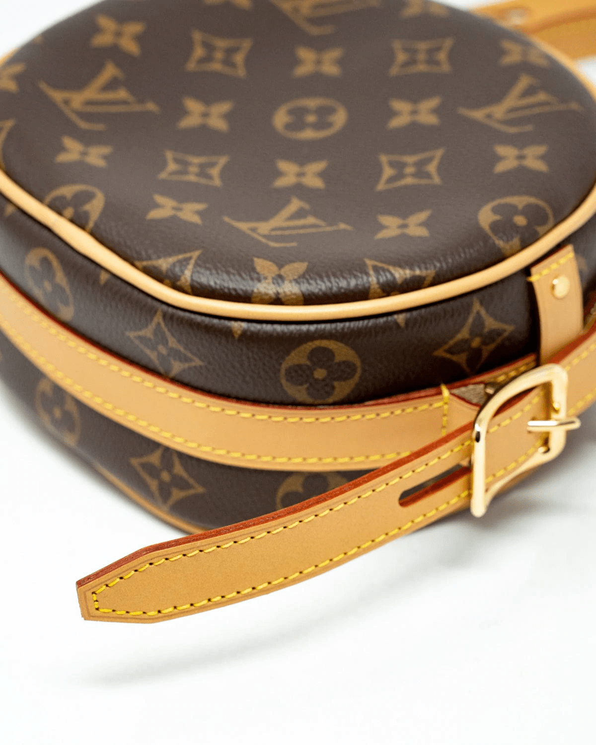 Louis Vuitton Louis Vuitton Boite Chapeau Bag - ADL1935