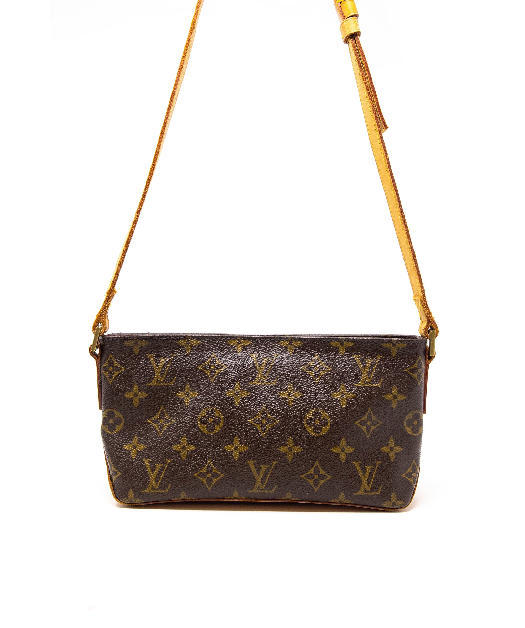 Louis Vuitton Louis Vuitton Brown Monogram Canvas Trotteur Crossbody Bag - AGL2219