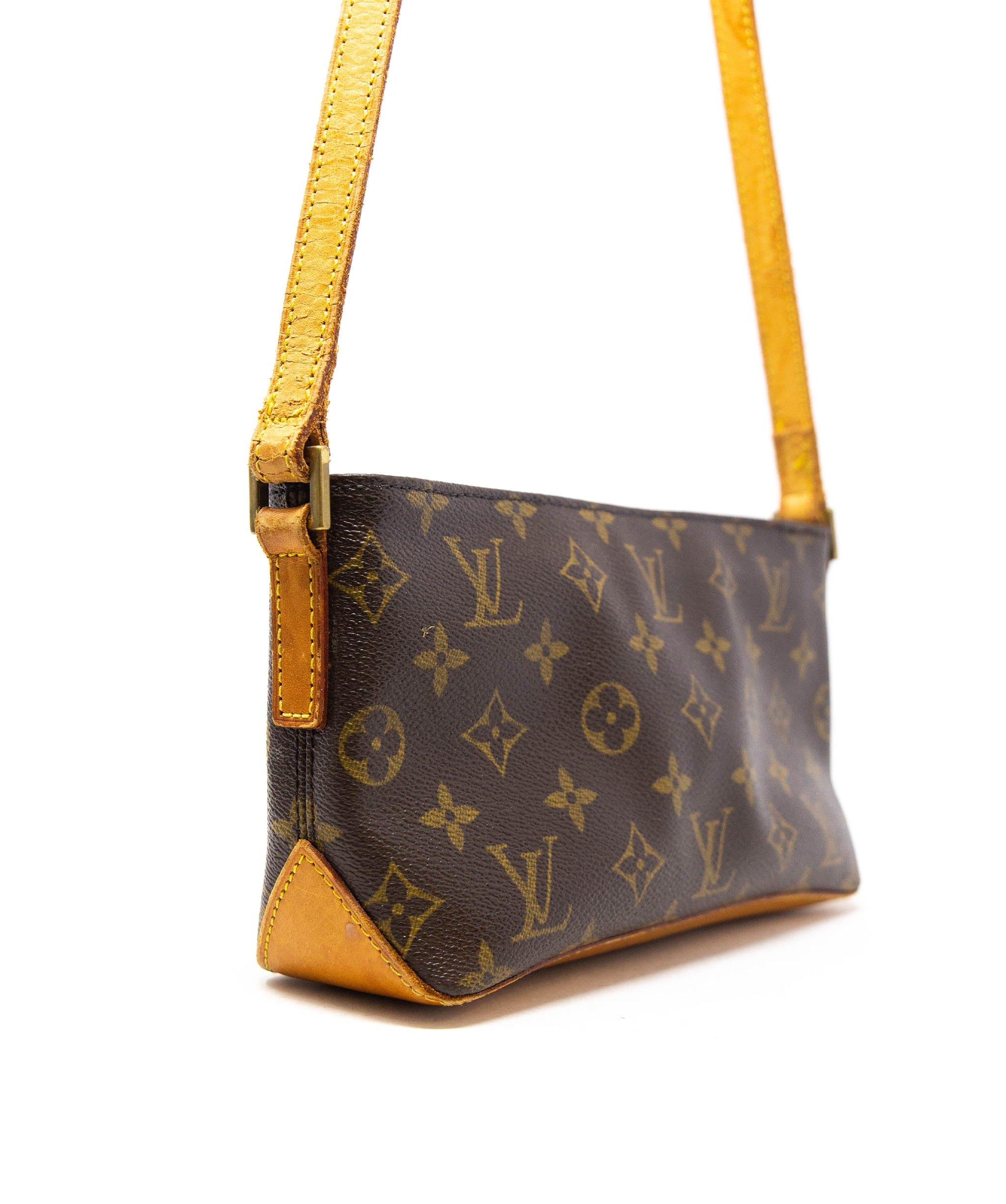 Louis Vuitton Louis Vuitton Brown Monogram Canvas Trotteur Crossbody Bag - AGL2219