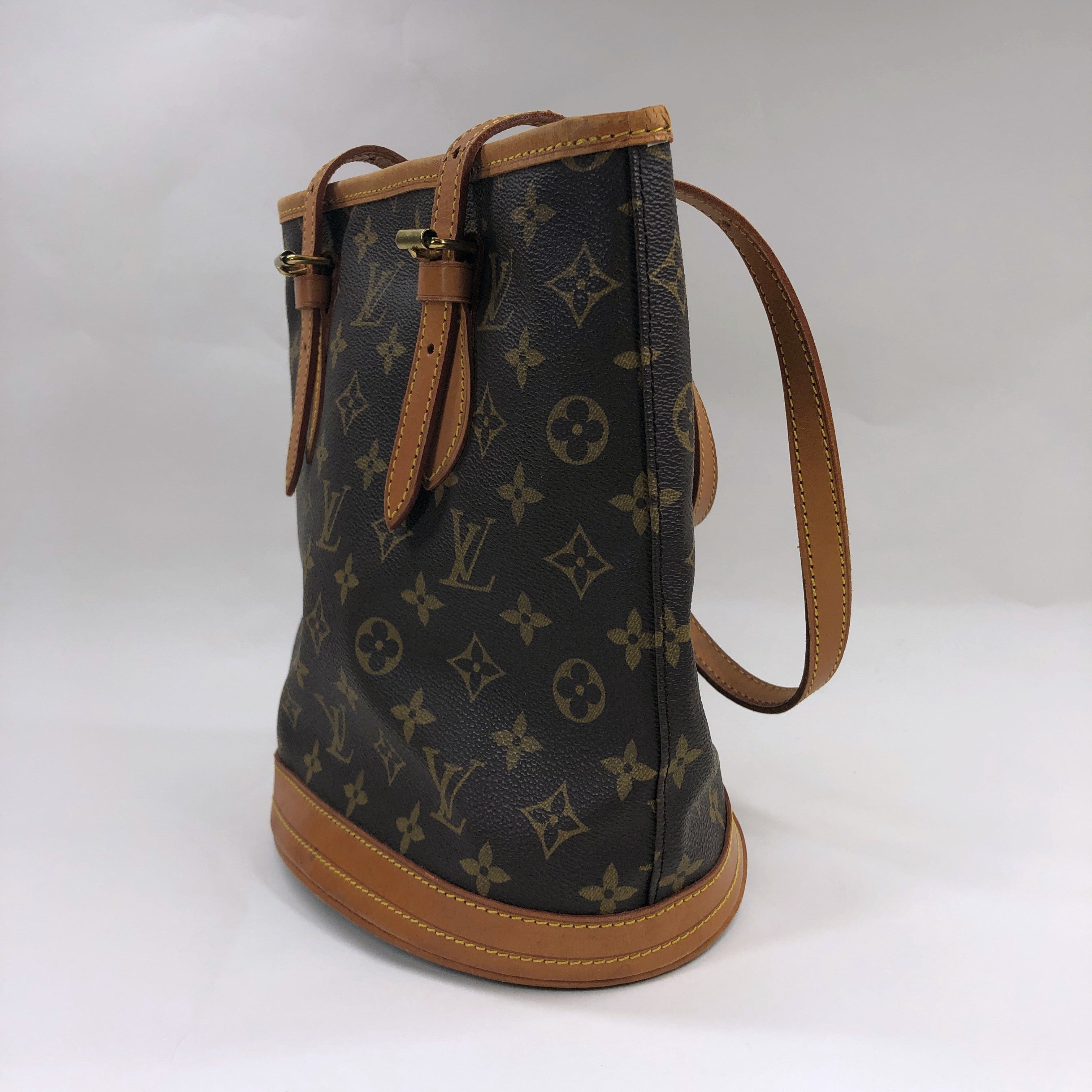 Louis Vuitton Louis Vuitton Bucket PM Bag PXL2320