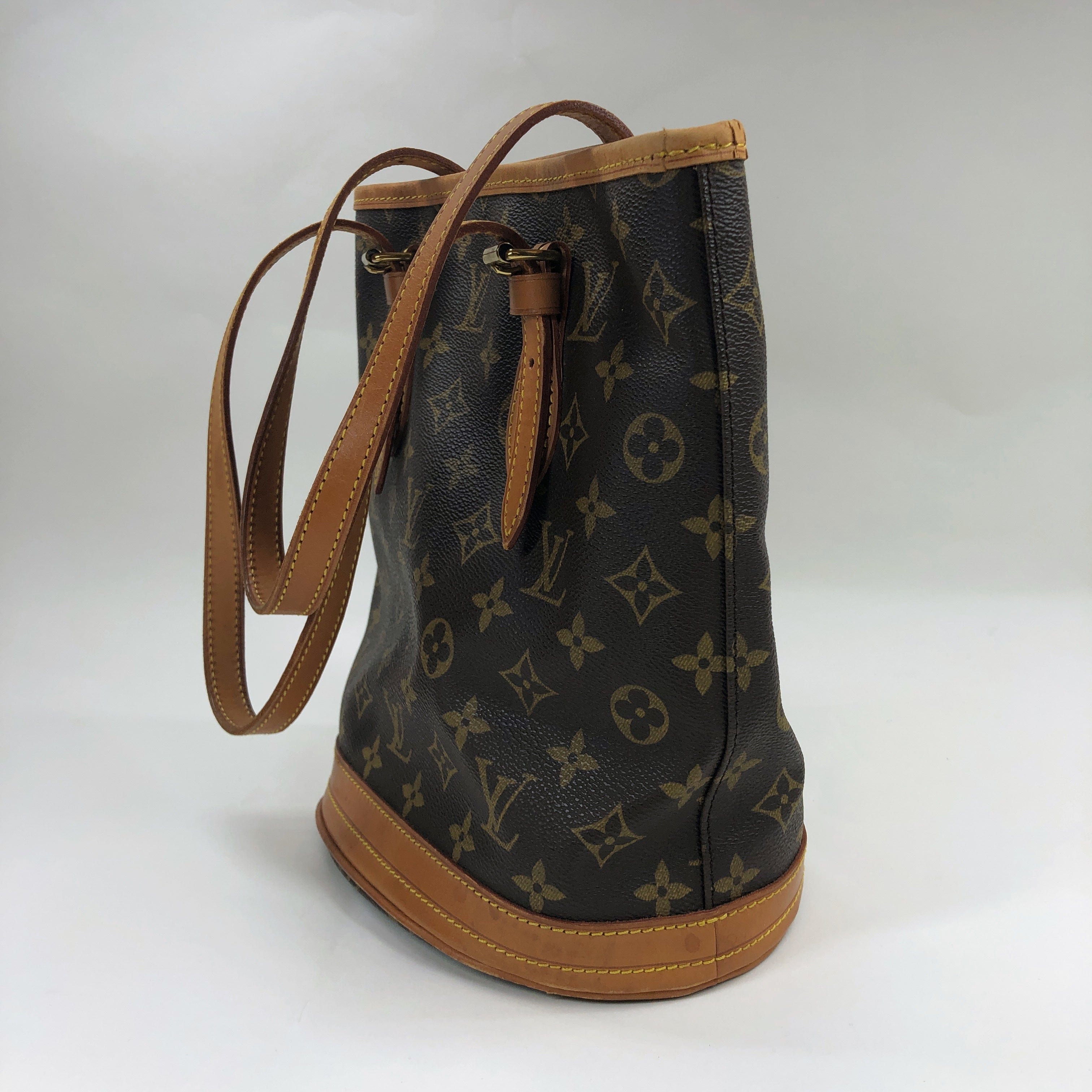 Louis Vuitton Louis Vuitton Bucket PM Bag PXL2320