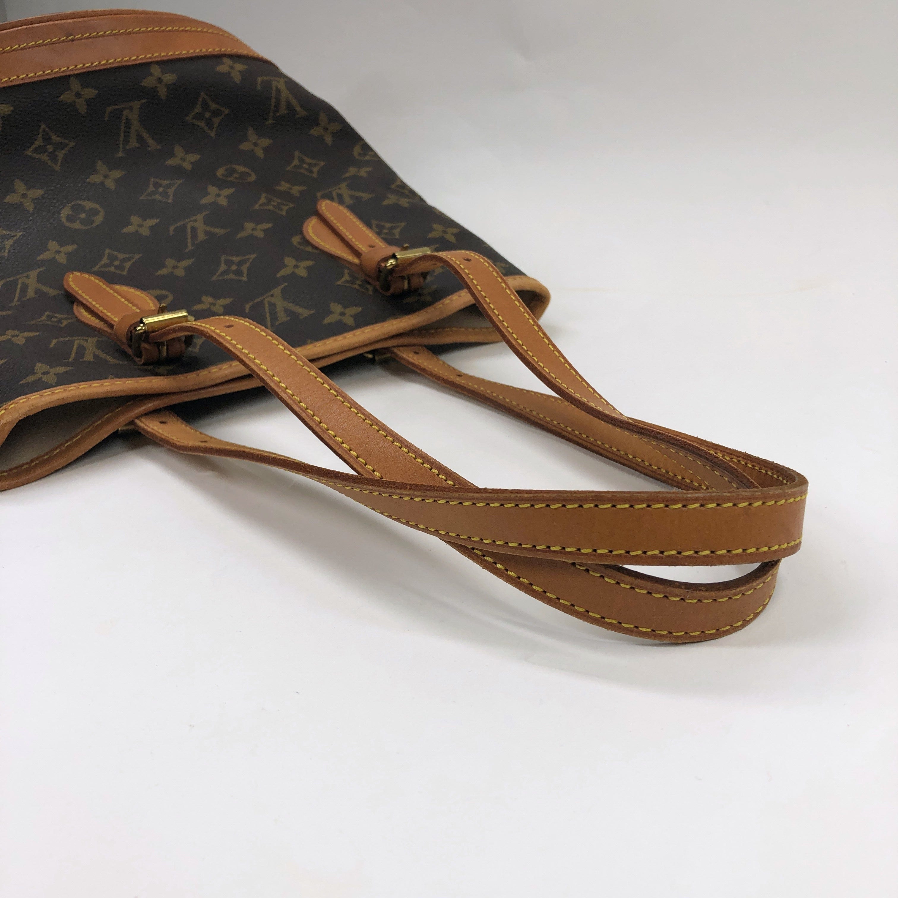 Louis Vuitton Louis Vuitton Bucket PM Bag PXL2320