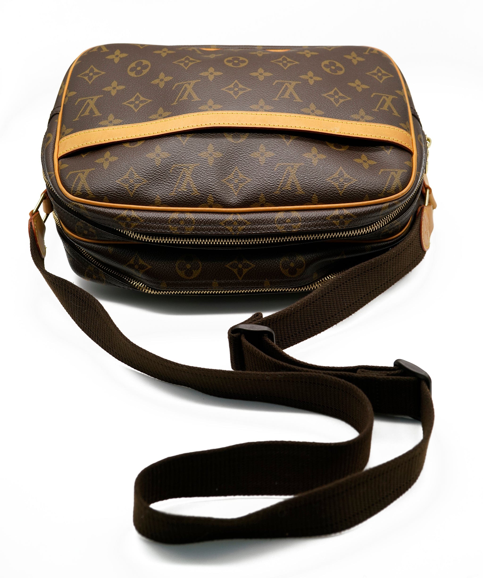 Louis Vuitton Louis Vuitton crossbody monogram bag  ADL1020