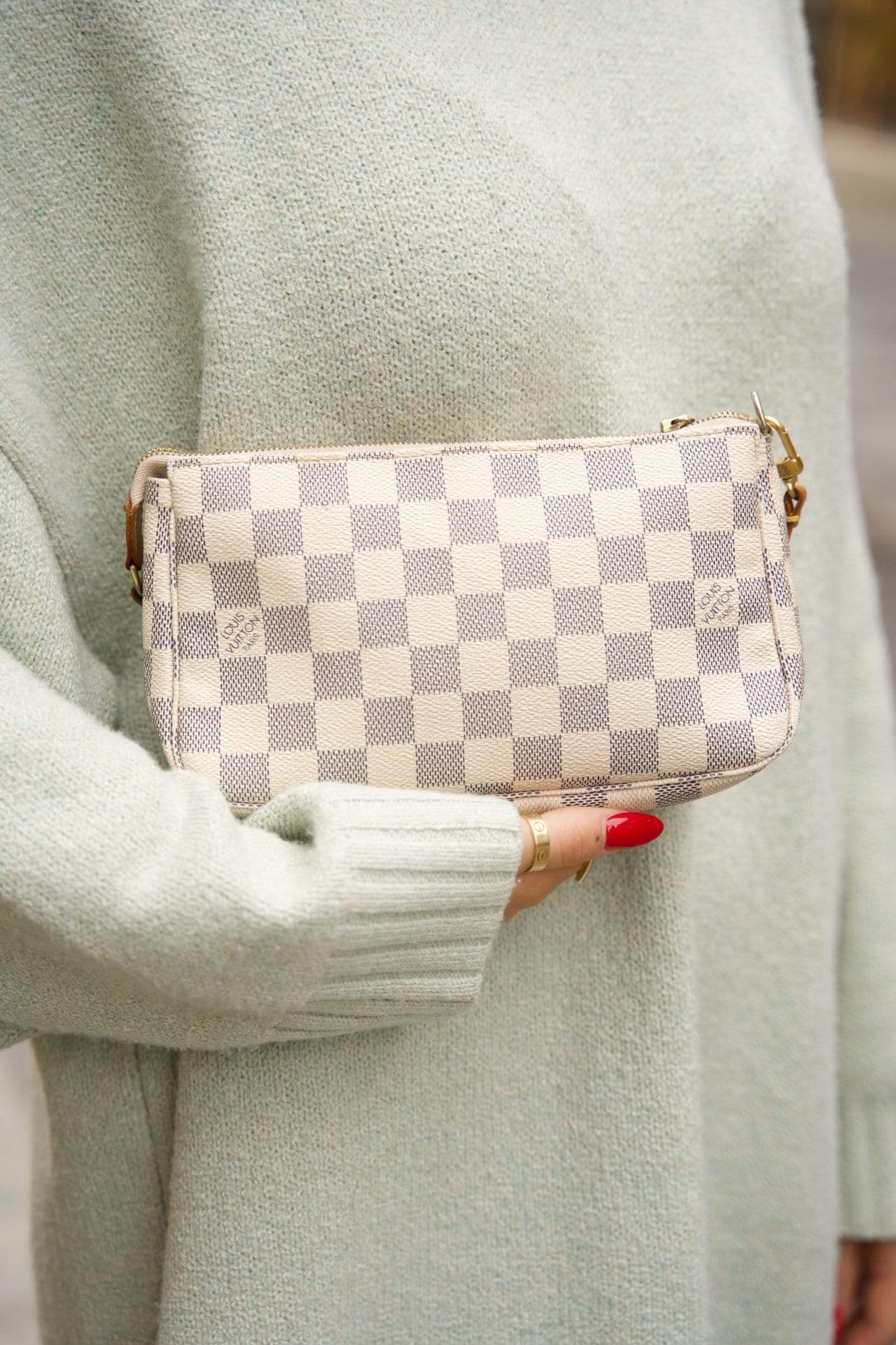 Louis Vuitton Louis Vuitton Damier Azur Pochette Bag - AWL1710