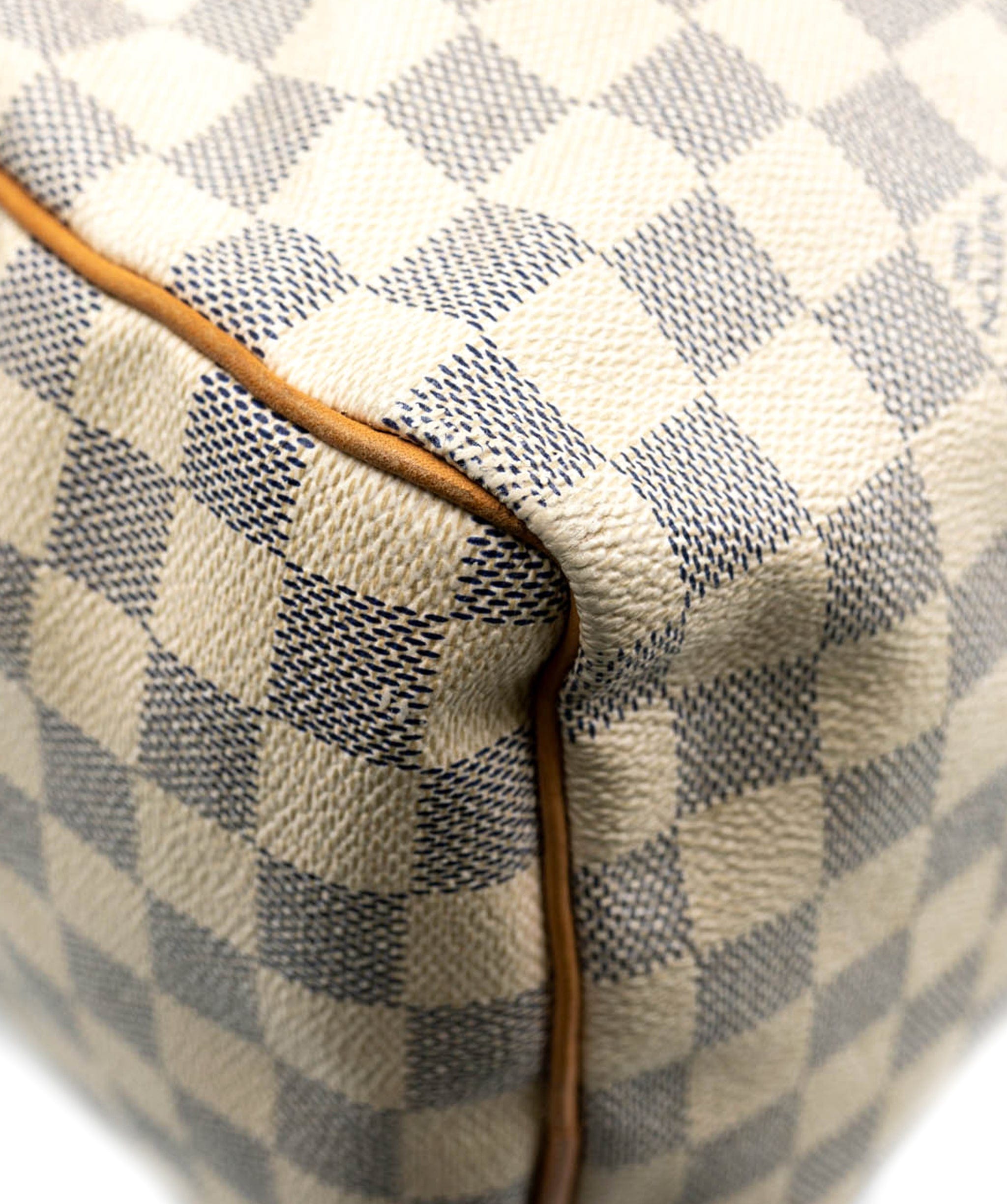 Louis Vuitton Louis Vuitton Damier Azur speedy 30 bag - AJC0025