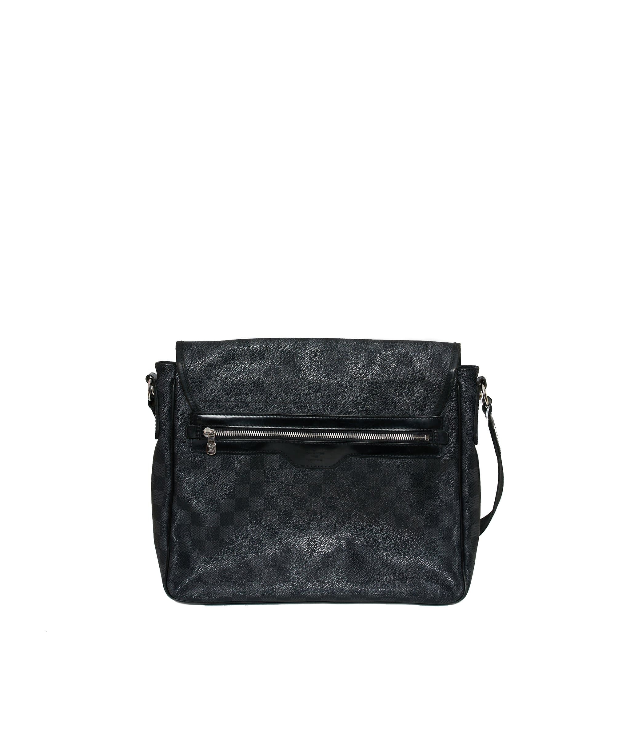 Louis Vuitton Louis Vuitton Damier cross body  - ADL1074