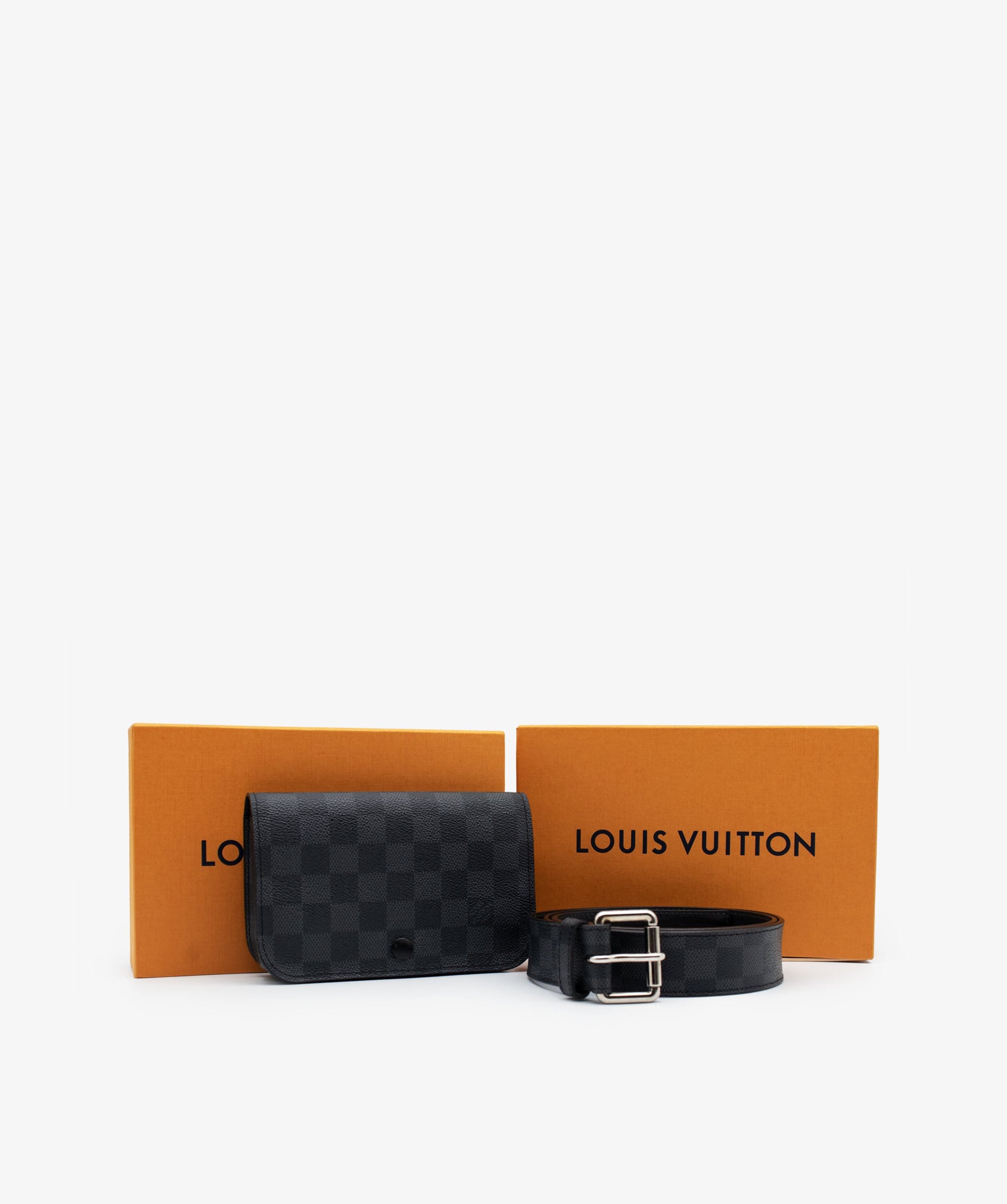 Louis Vuitton Louis Vuitton Damier Graphite Ceinture Pochette Homme