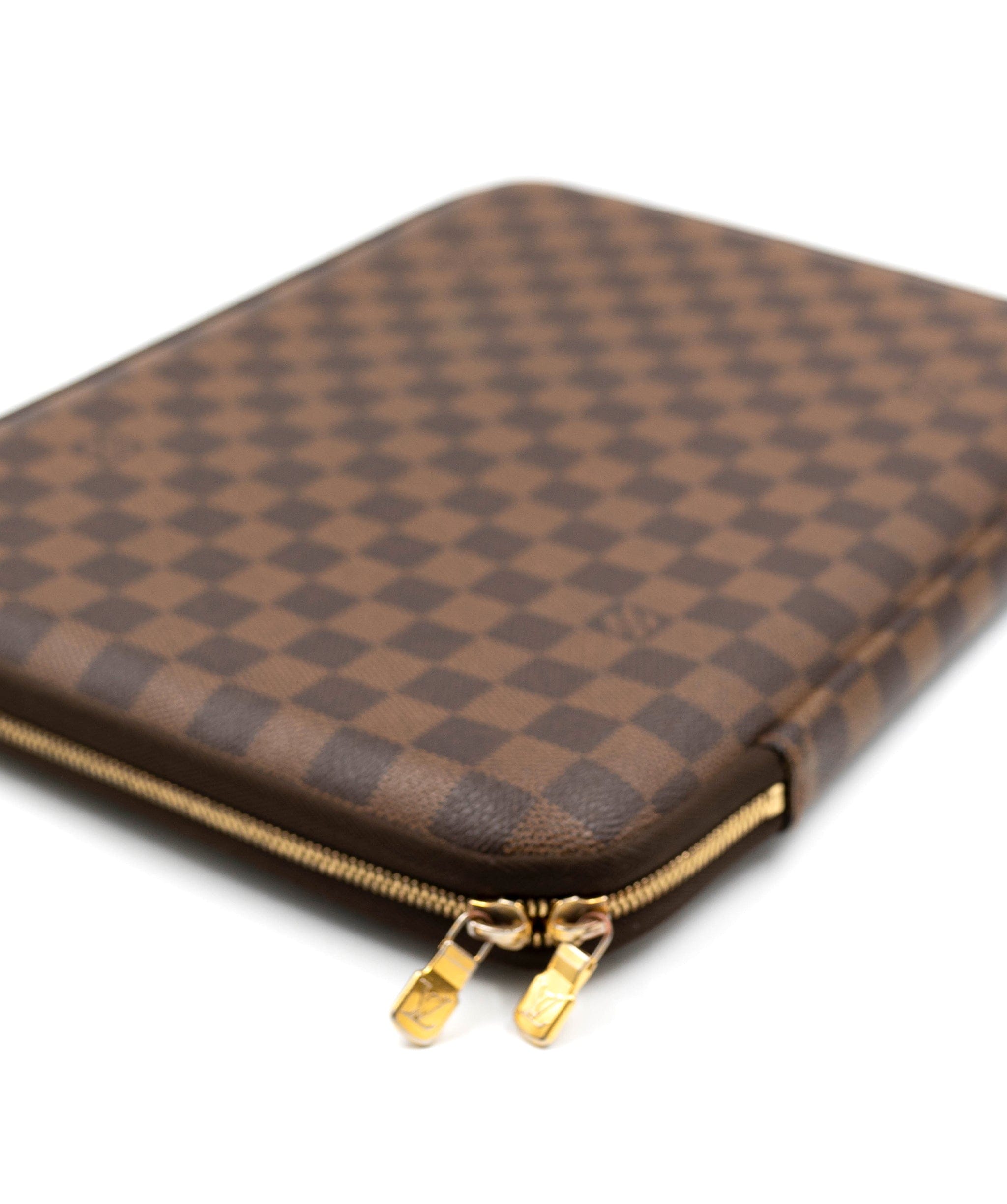 Louis Vuitton Louis Vuitton Damier Laptop Case - AWL2990