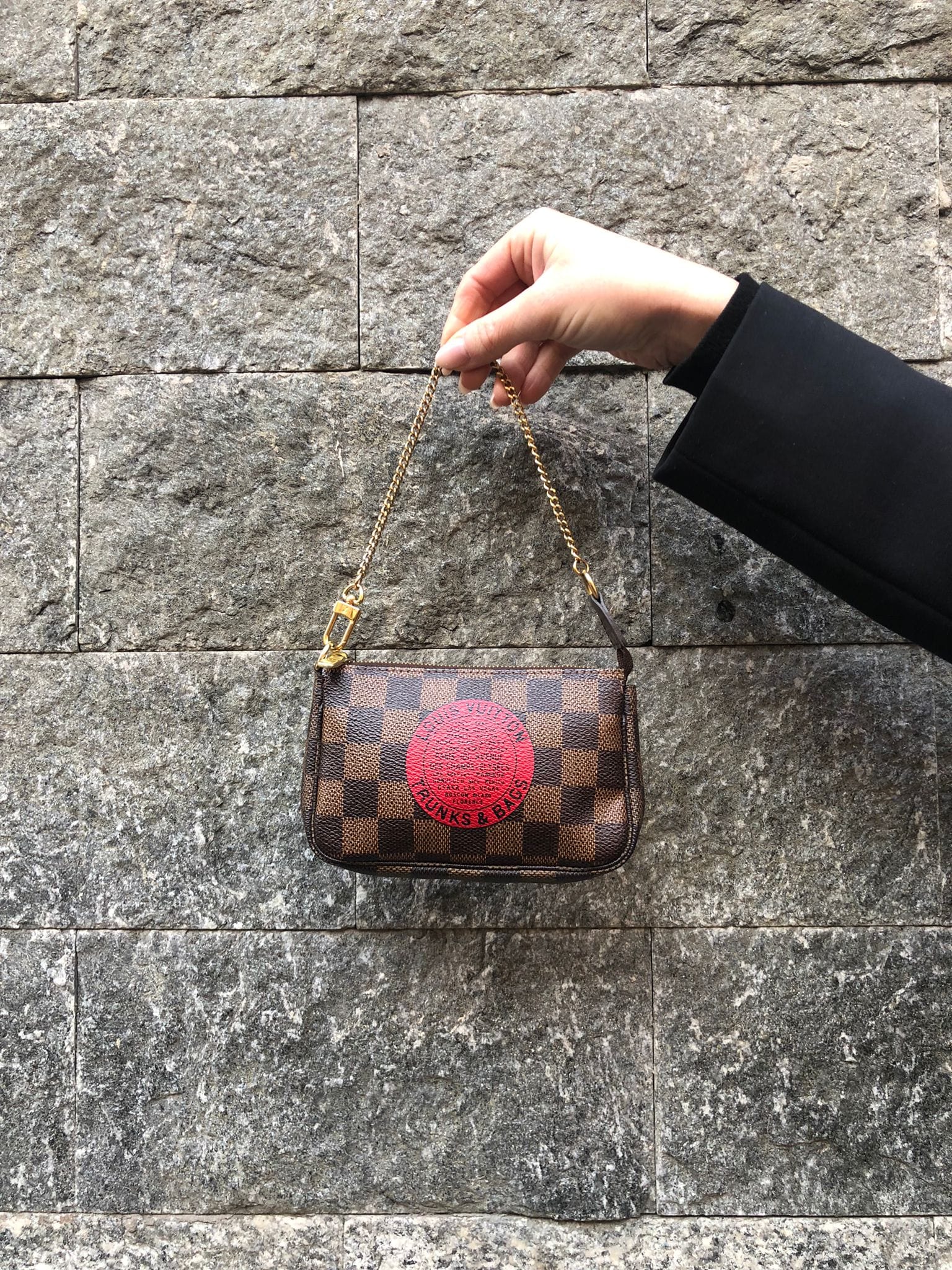 Louis Vuitton Louis vuitton damier mini pochette - AWL2795