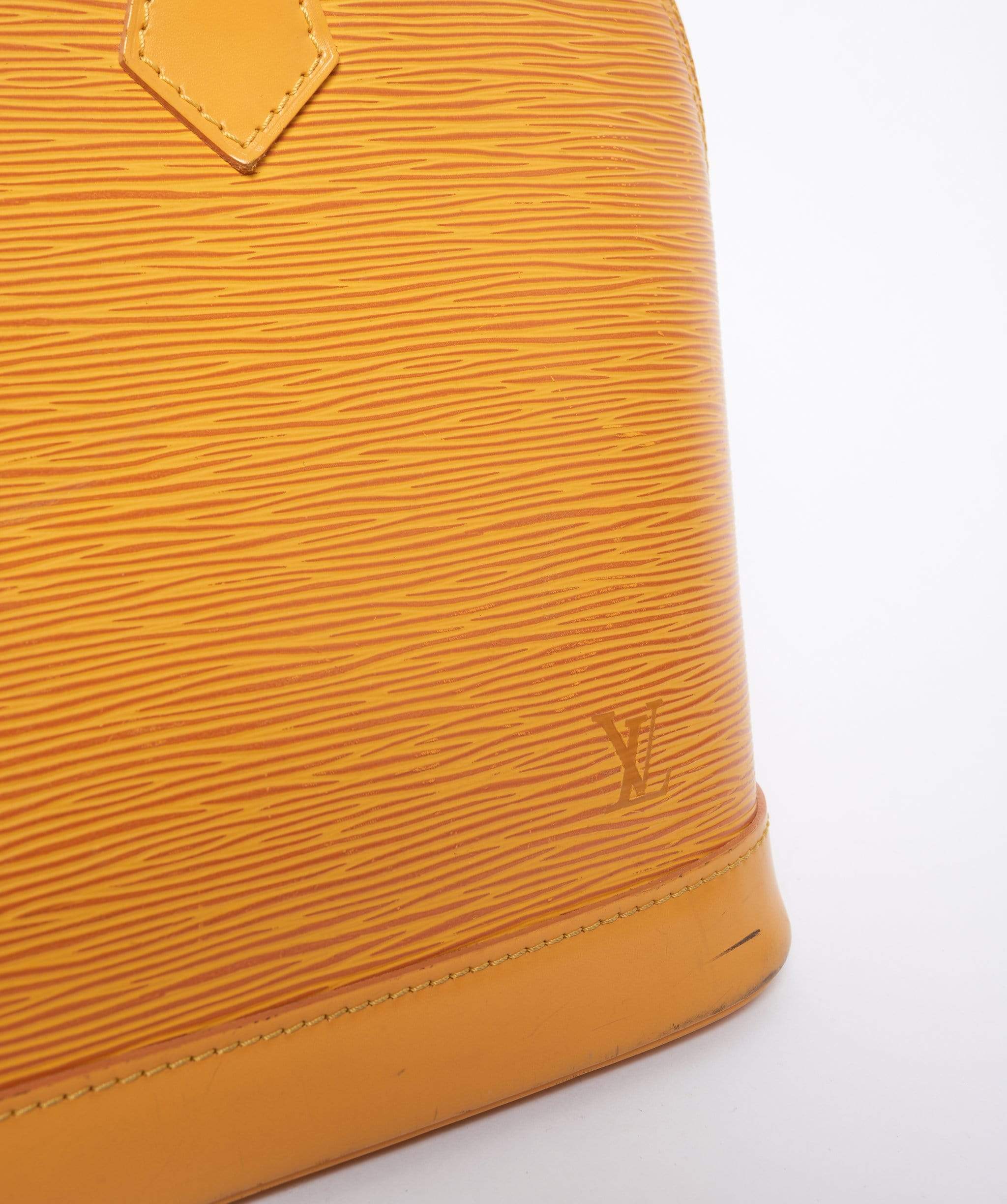 Louis Vuitton LOUIS VUITTON Epi Alma Hand Bag Yellow MI0197