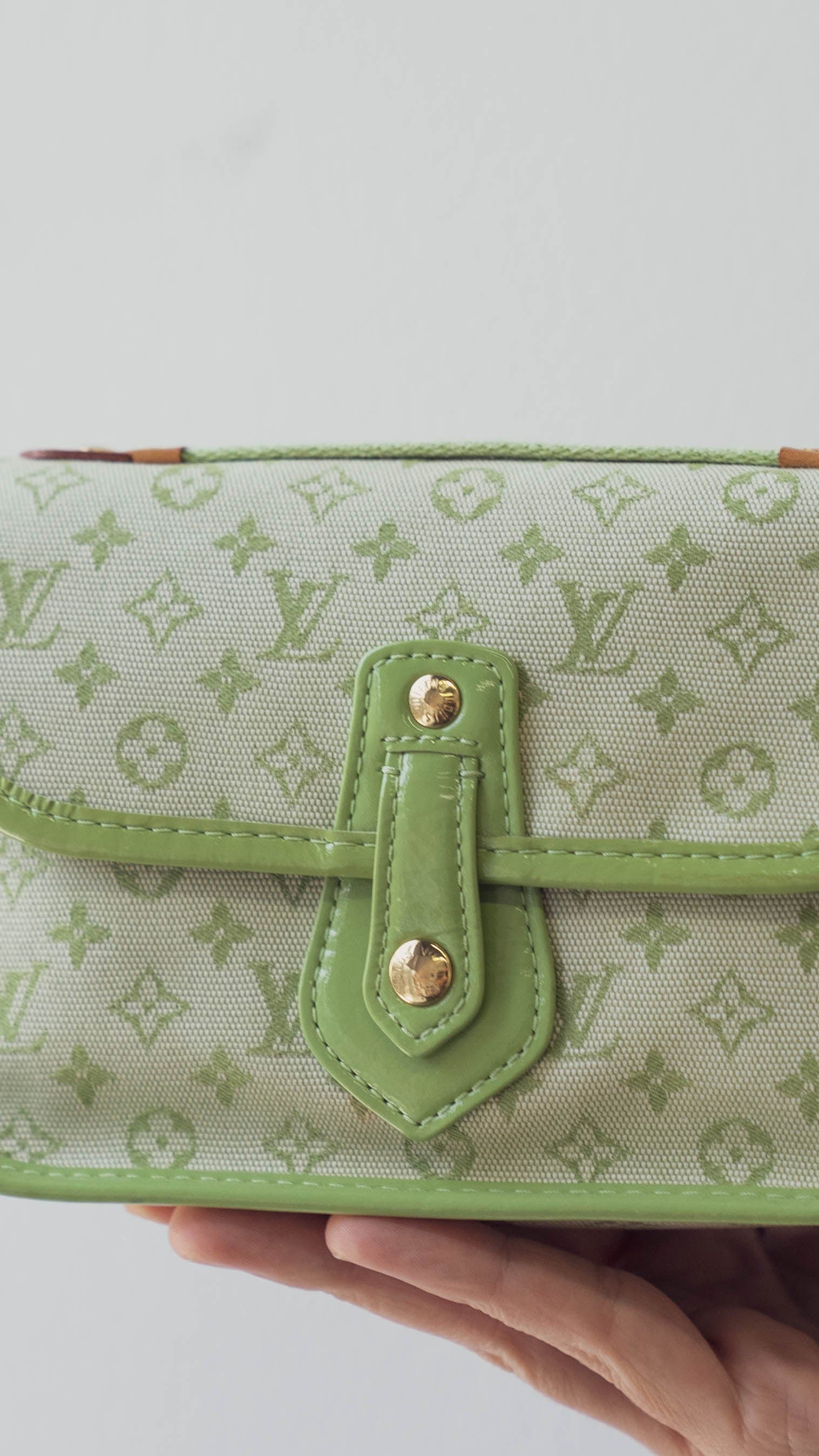 Louis Vuitton Louis Vuitton Green Idylle Mary Kate Pochette - ASL2751