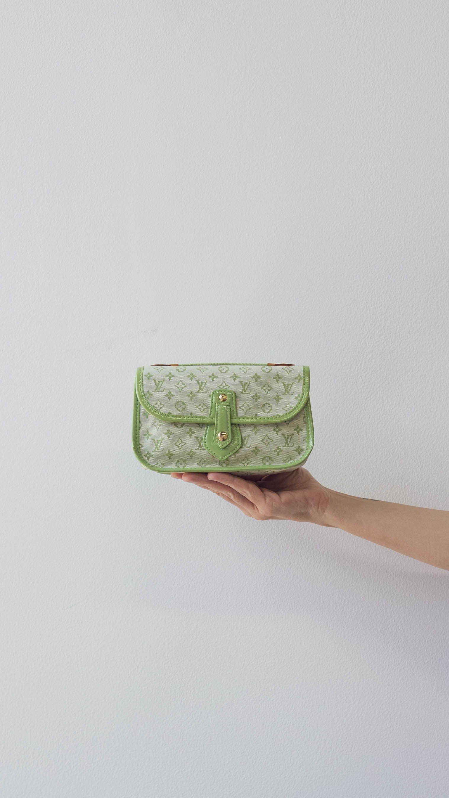 Louis Vuitton Louis Vuitton Green Idylle Mary Kate Pochette - ASL2751