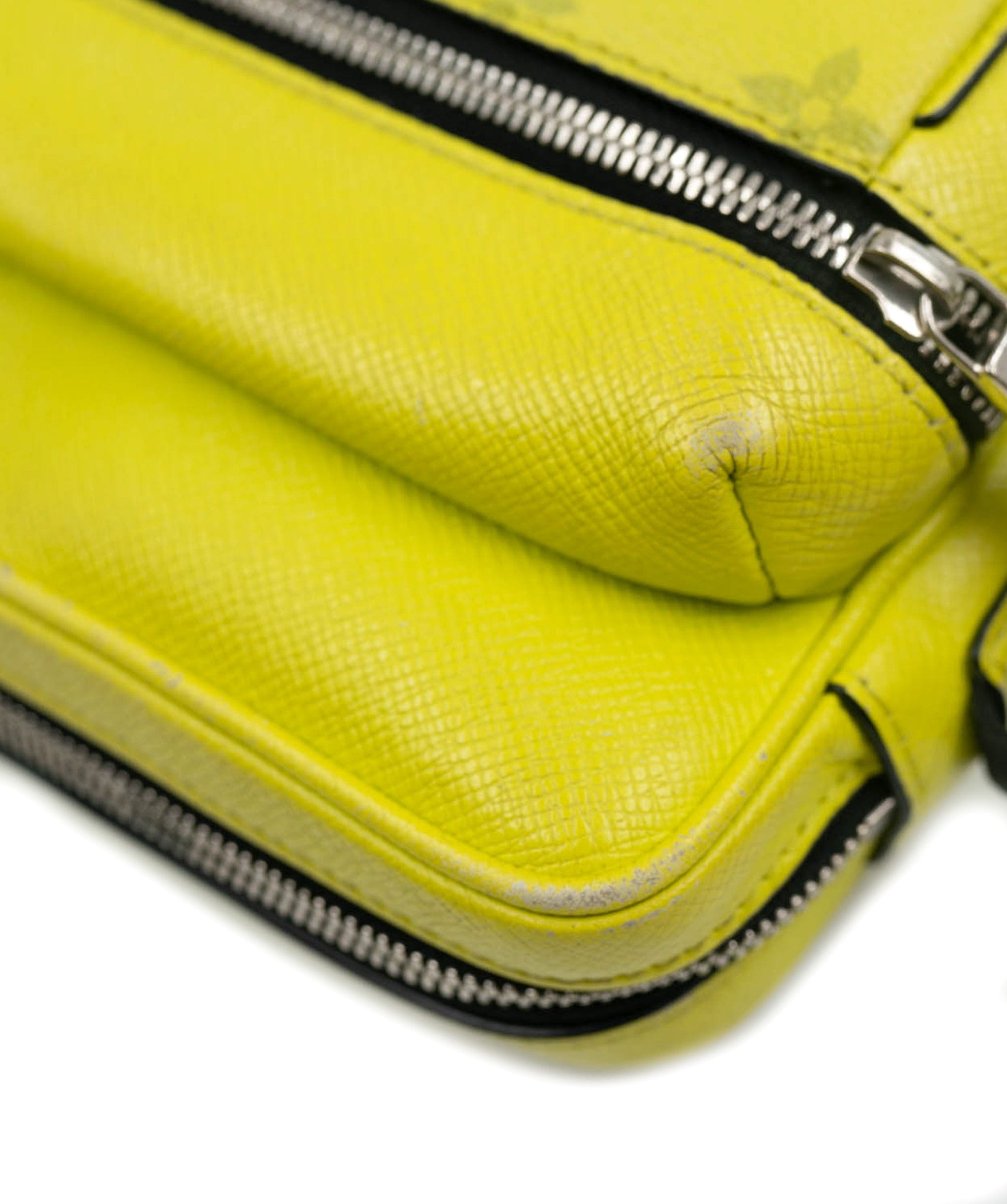 Louis Vuitton Louis Vuitton Lime Outdoor Messenger Bag - AWC1655