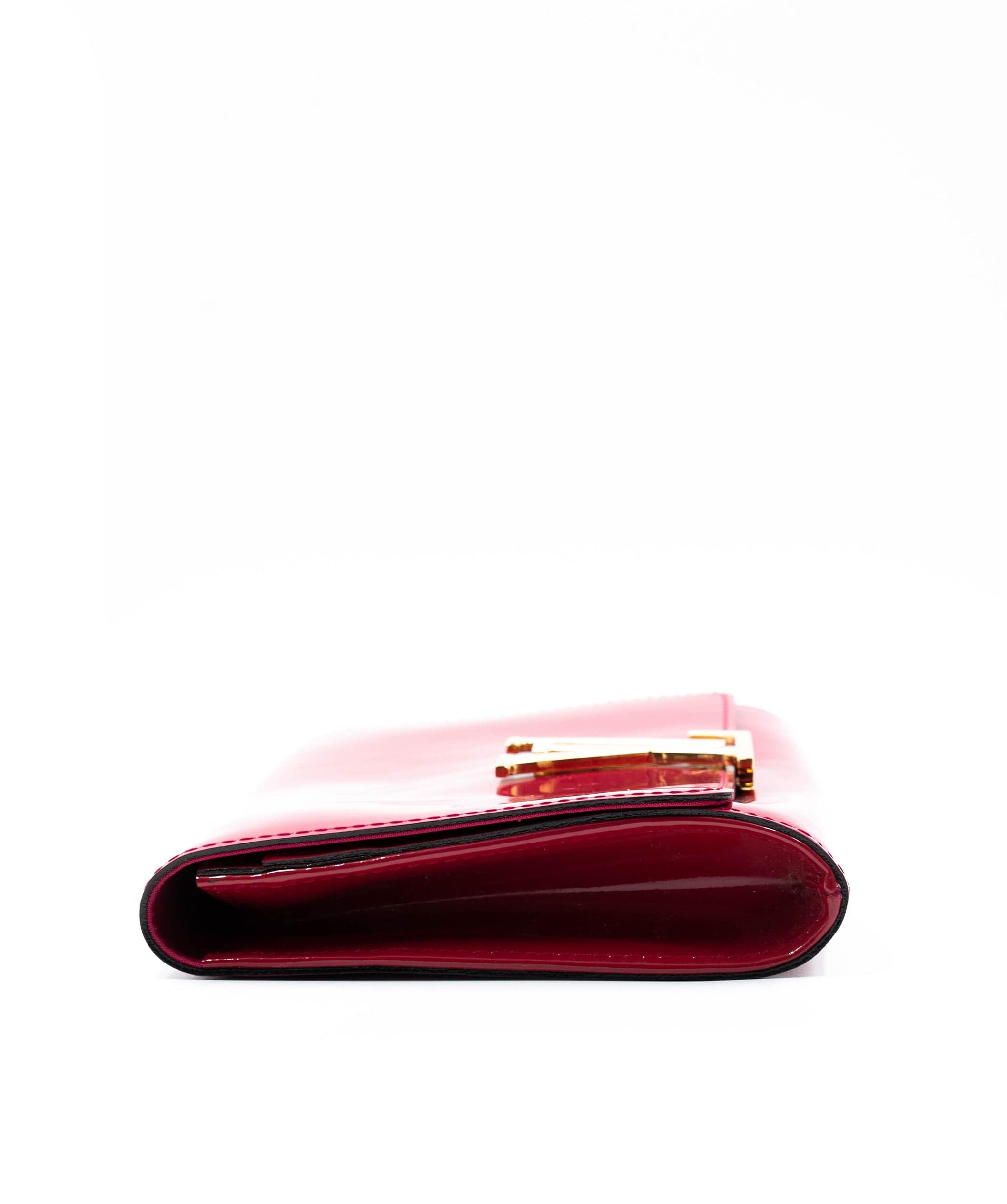 Louis Vuitton Louis Vuitton Louise patent leather clutch bag in indian rose - AJL0005