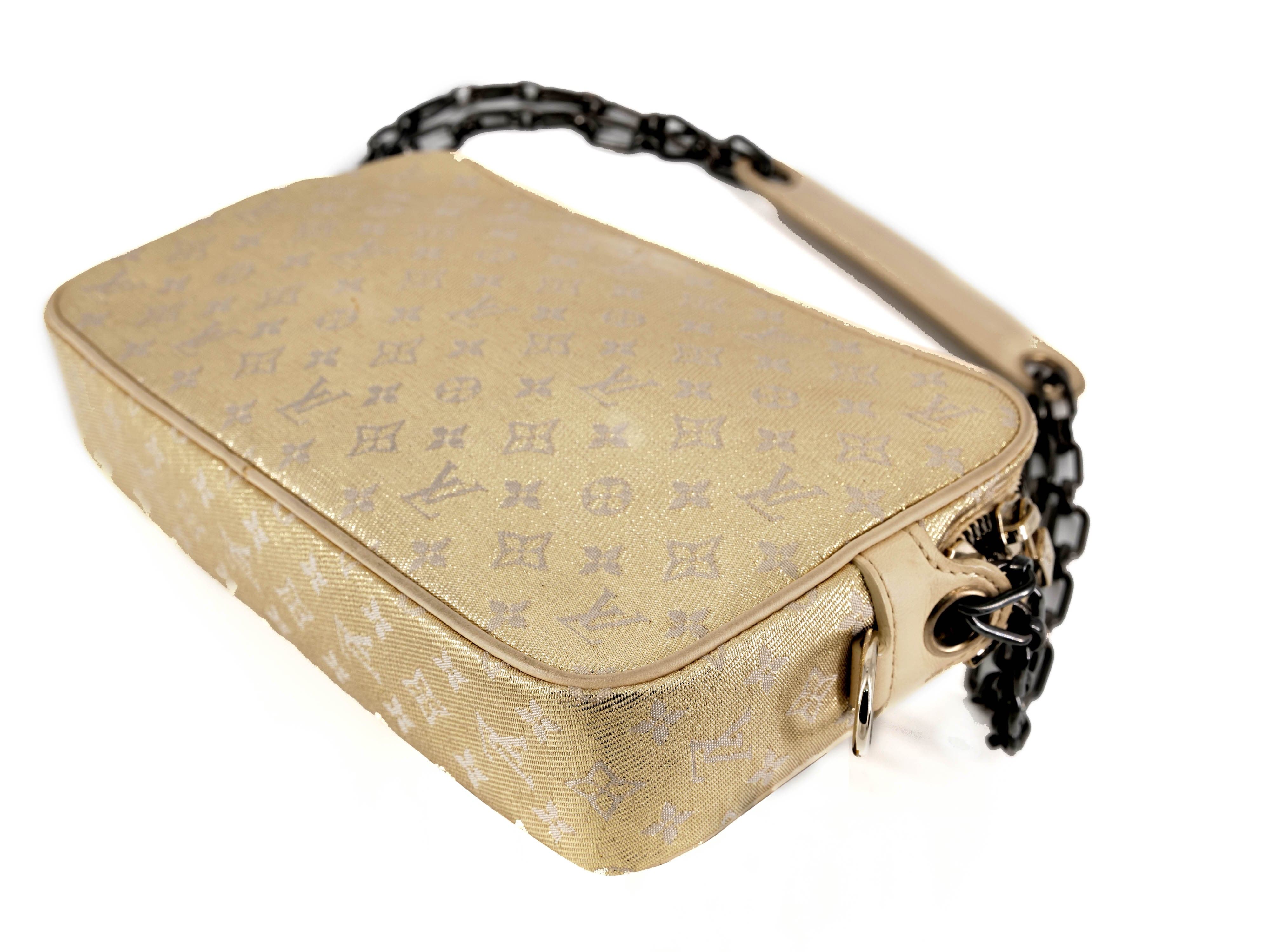 Louis Vuitton Louis Vuitton McKenna Gold