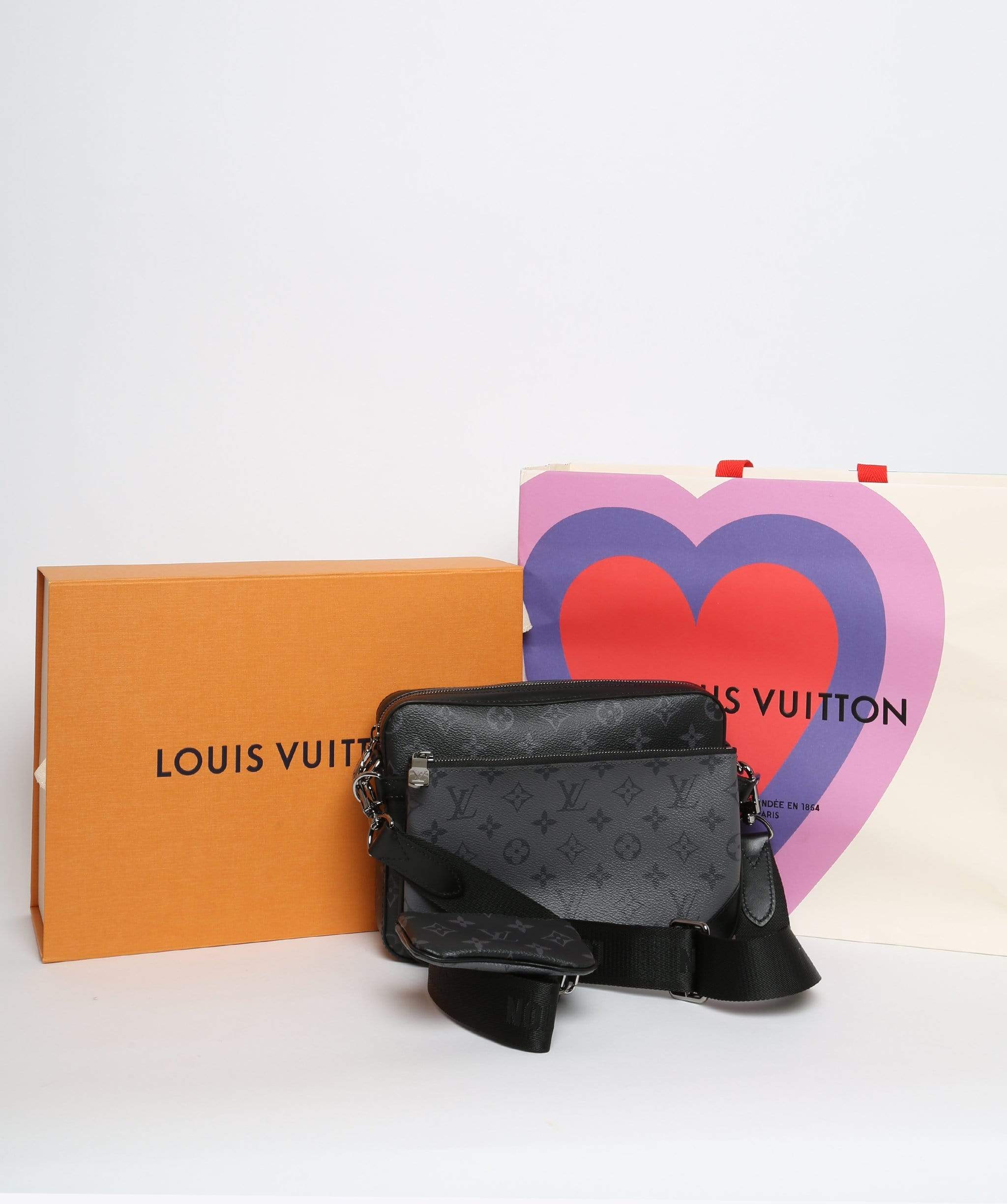 Louis Vuitton Louis Vuitton Mens Monogram Duo Messenger Bag