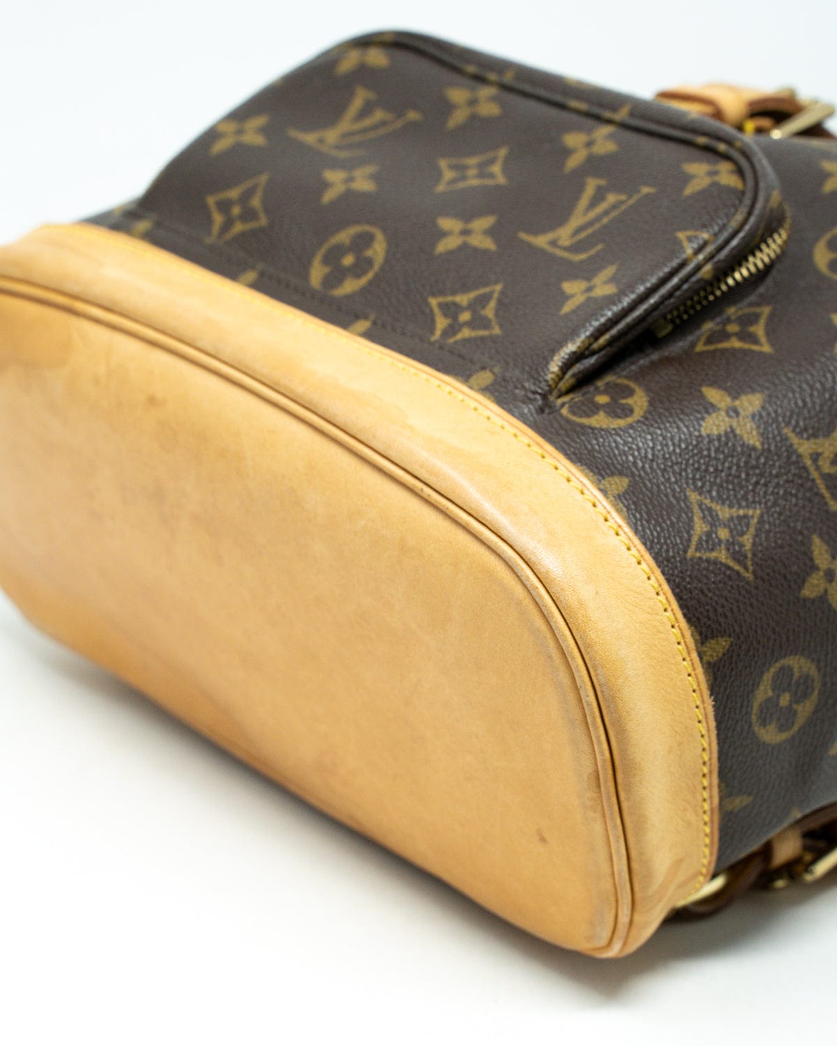 Louis Vuitton Louis Vuitton MM Monogram Back pack - ADL1917