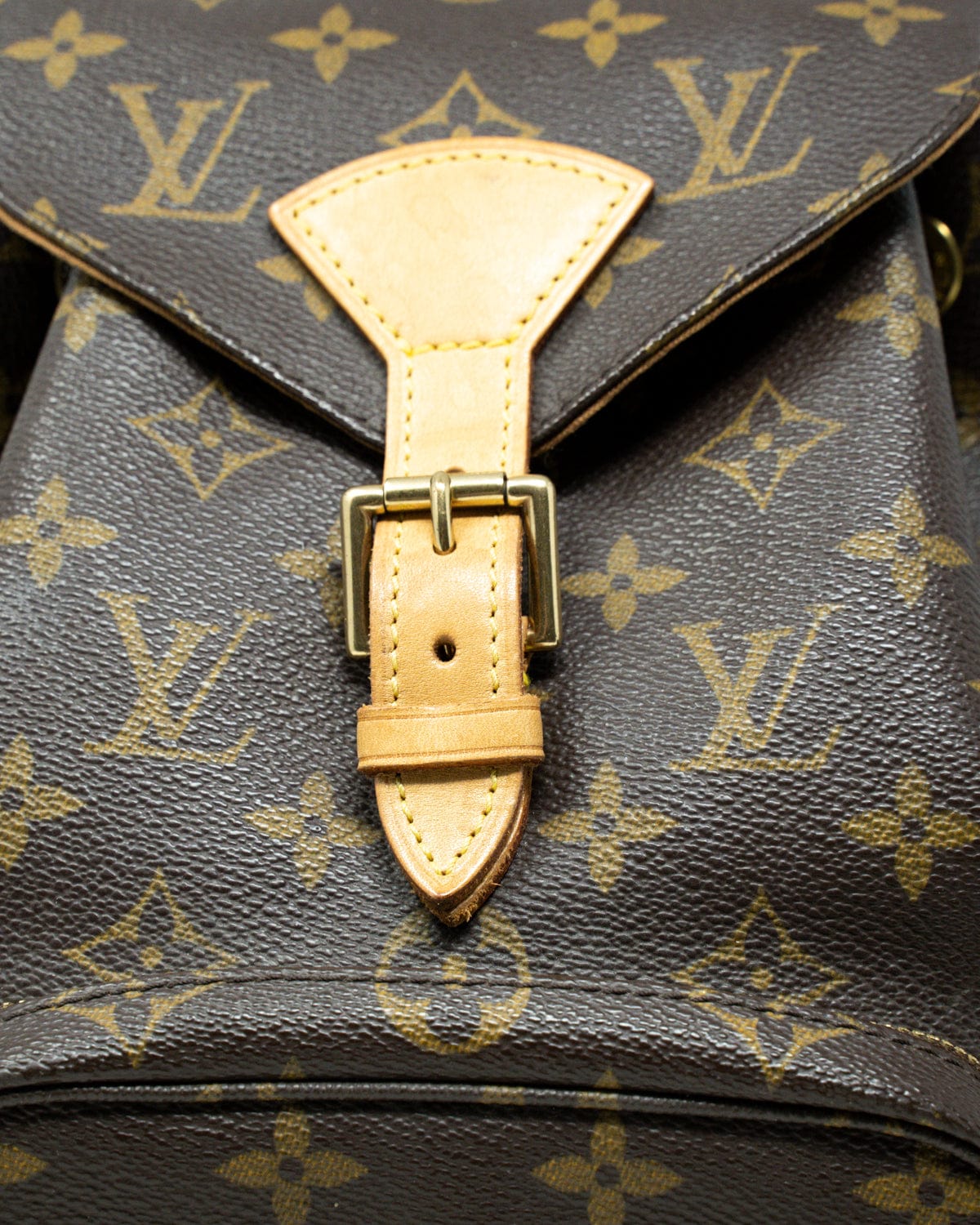 Louis Vuitton Louis Vuitton MM Monogram Back pack - ADL1917