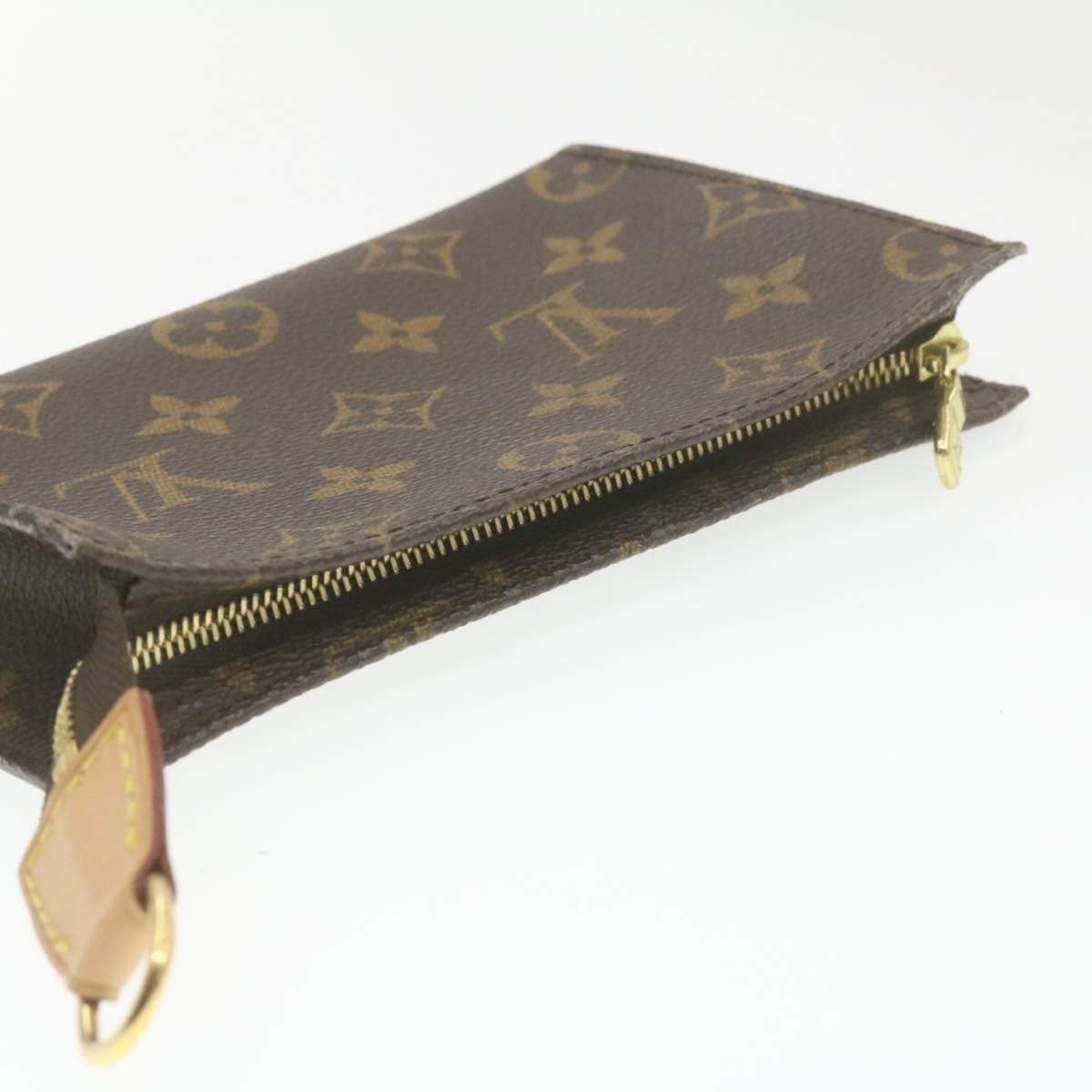 Louis Vuitton Louis Vuitton Monogram Bucket PM Pouch