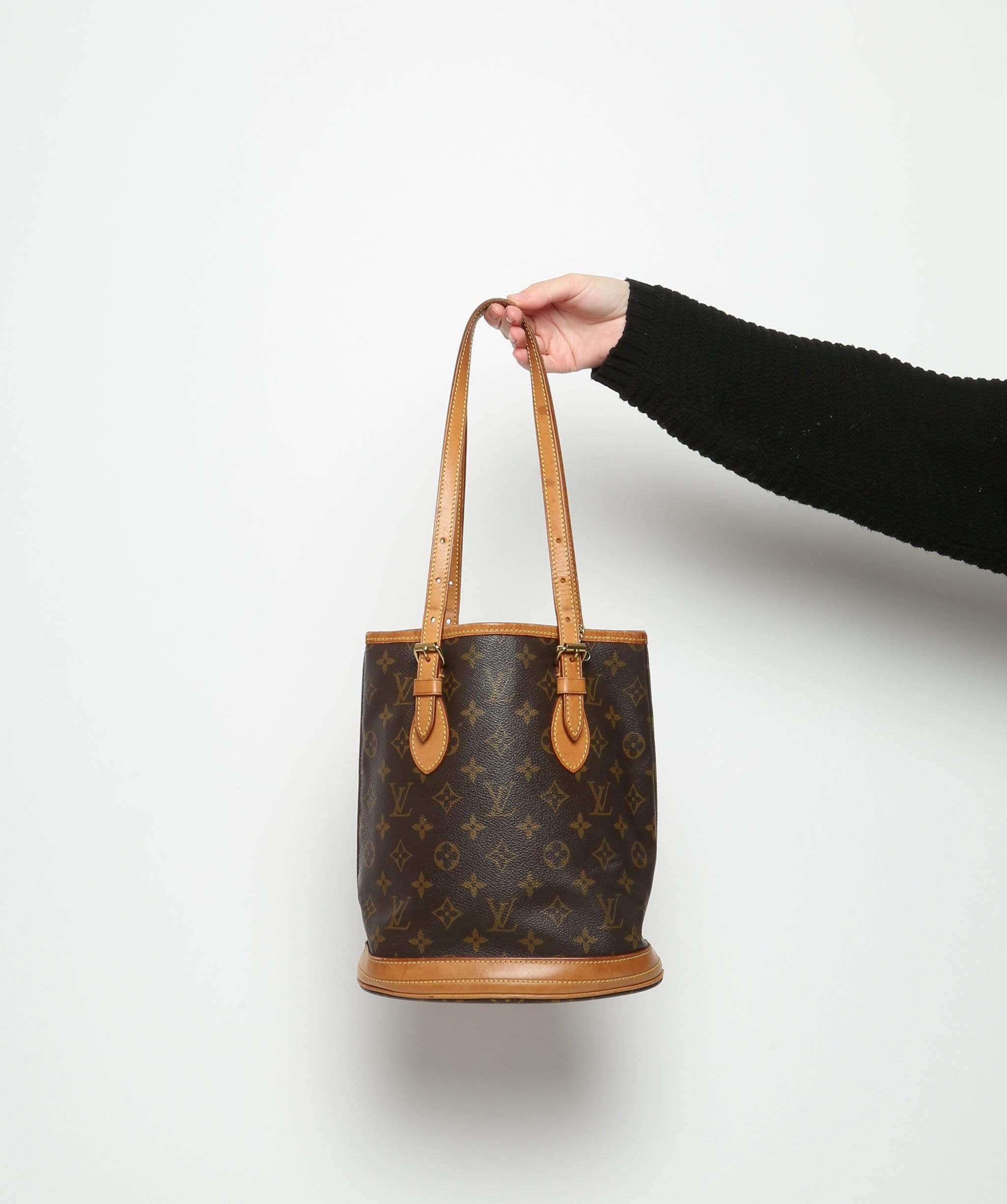 Louis Vuitton LOUIS VUITTON Monogram Bucket PM Shoulder Bag FL1020