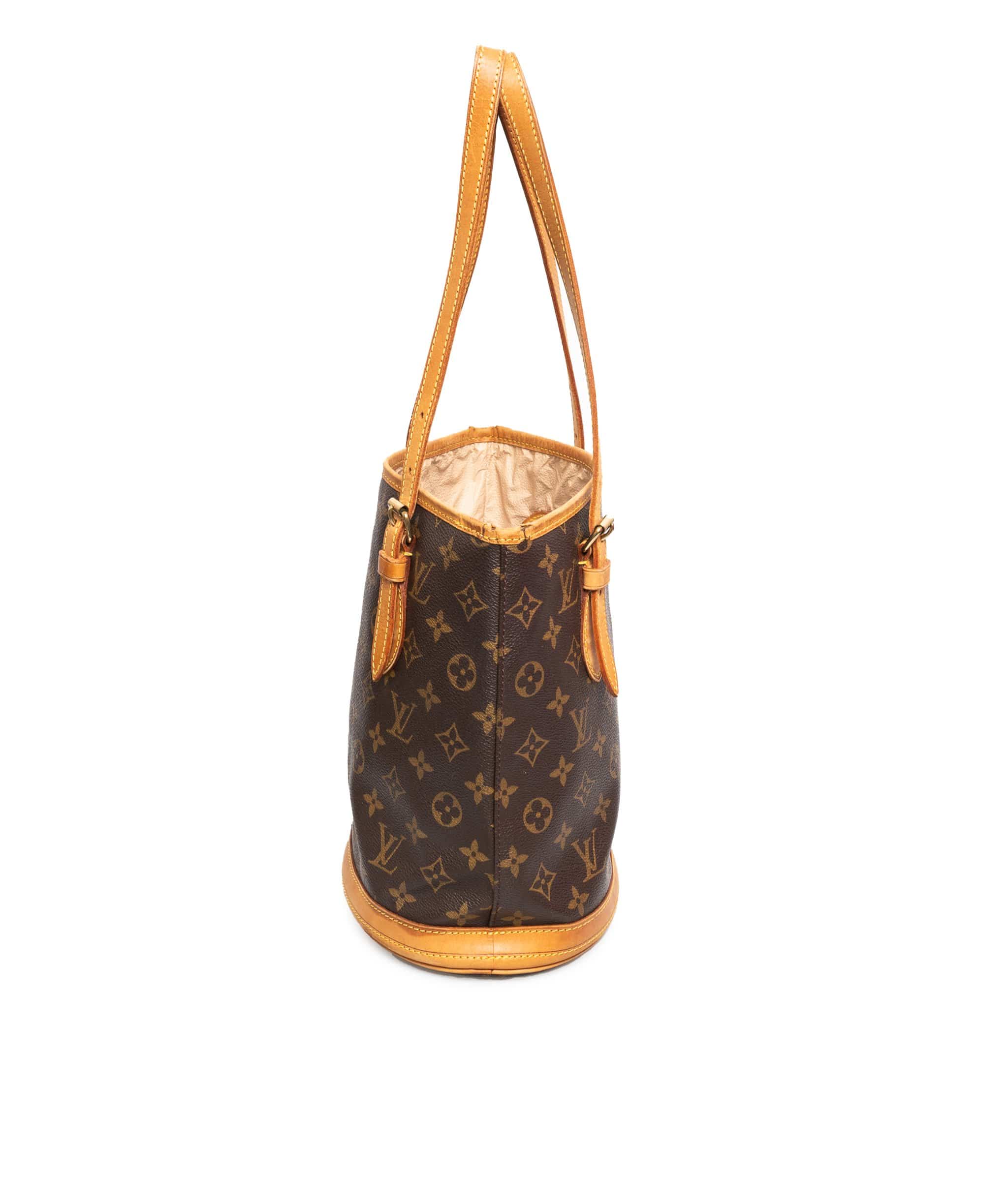 Louis Vuitton Louis Vuitton Monogram Bucket PM Shoulder Bag PM - AWL1646