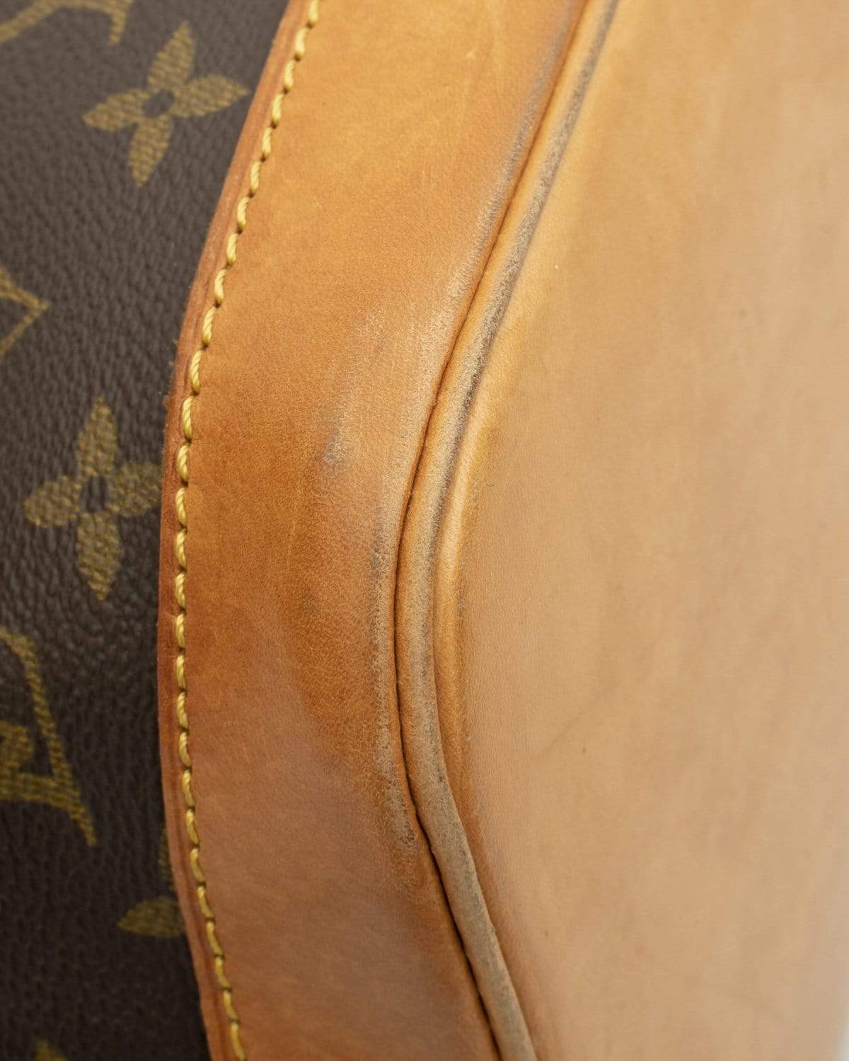 Louis Vuitton Louis Vuitton Monogram Canvas Alma Bag - AGL1508