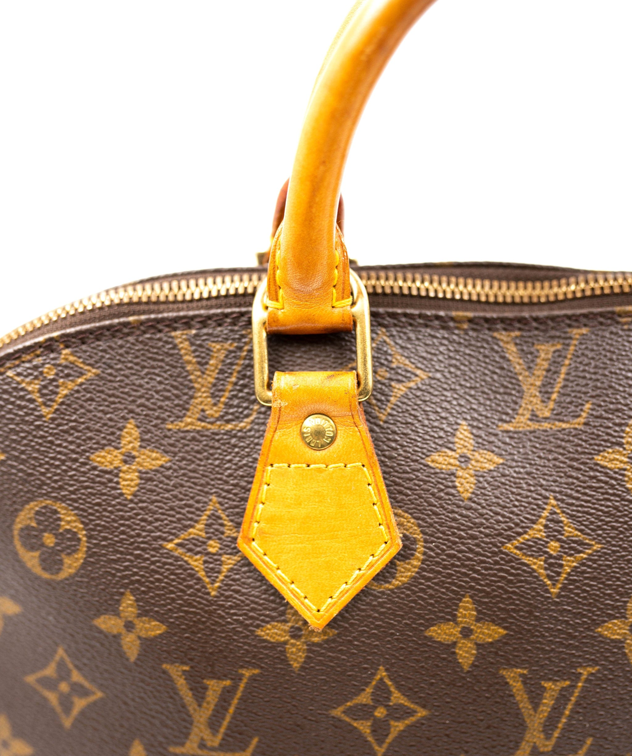 Louis Vuitton Louis Vuitton Monogram Canvas Alma PM Bag - AGL1802