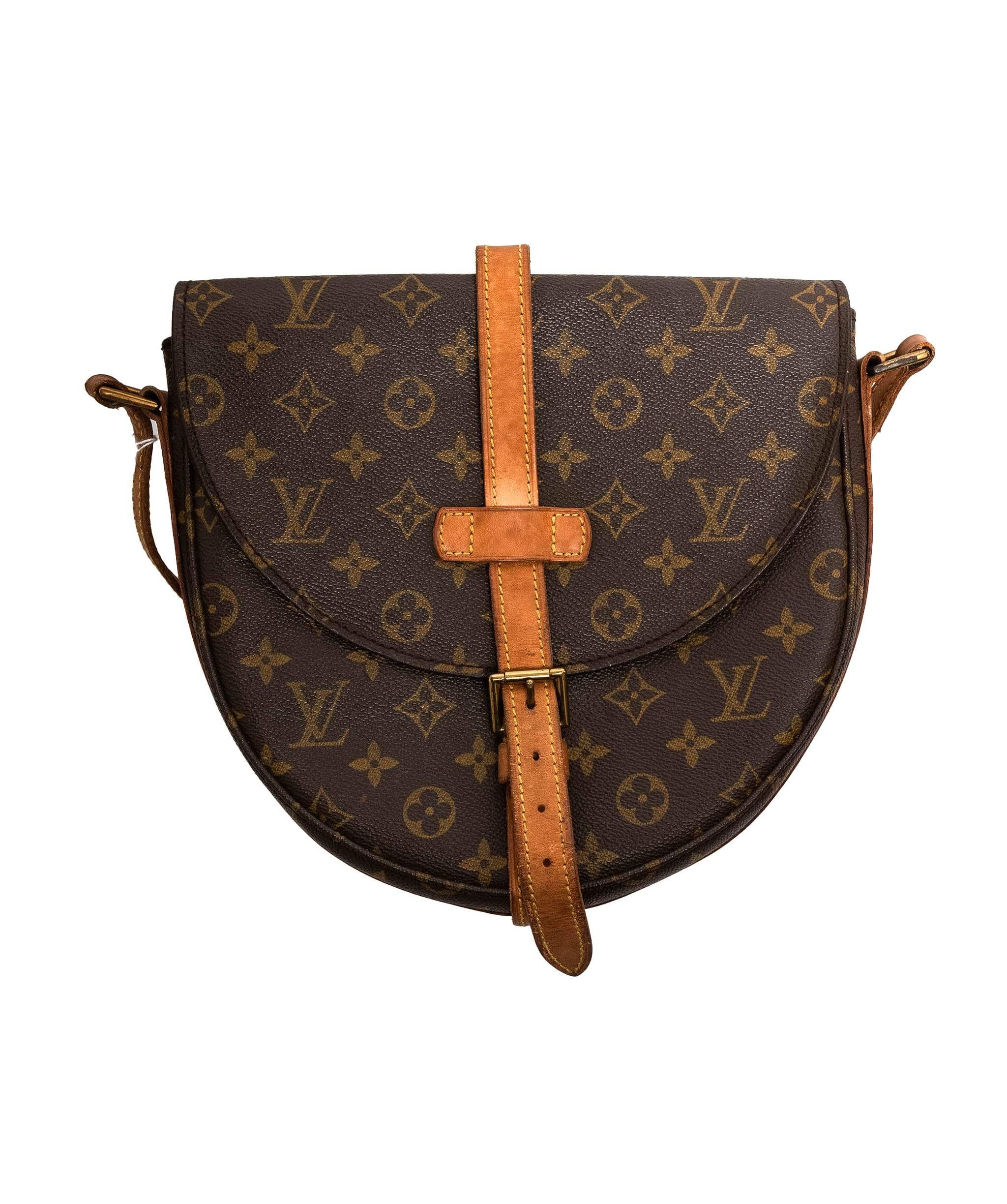 Louis Vuitton LOUIS VUITTON Monogram Chantilly GM Crossbody Bag  - AWL1919