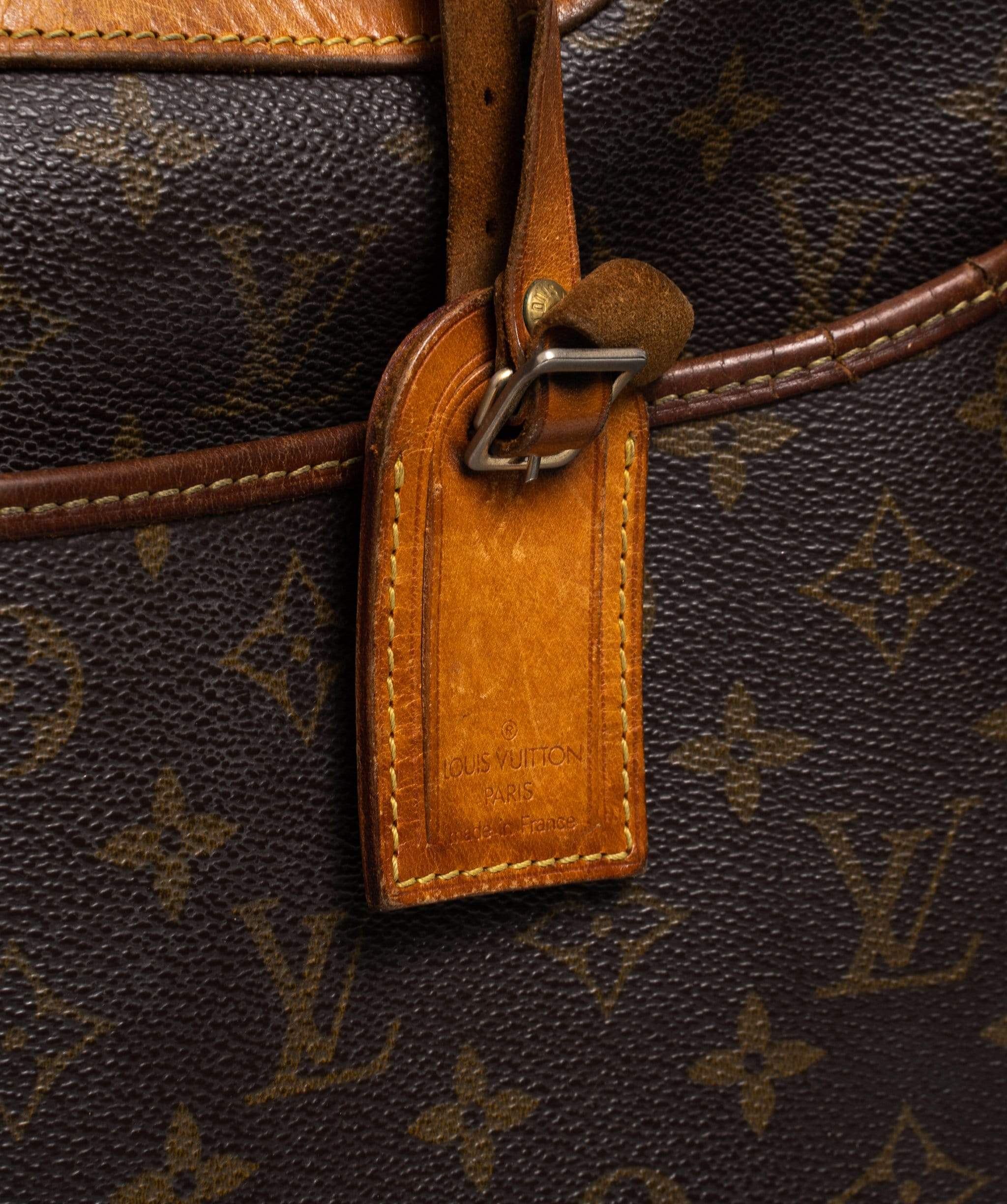 Louis Vuitton Louis Vuitton Monogram Deauville Bag MW2234