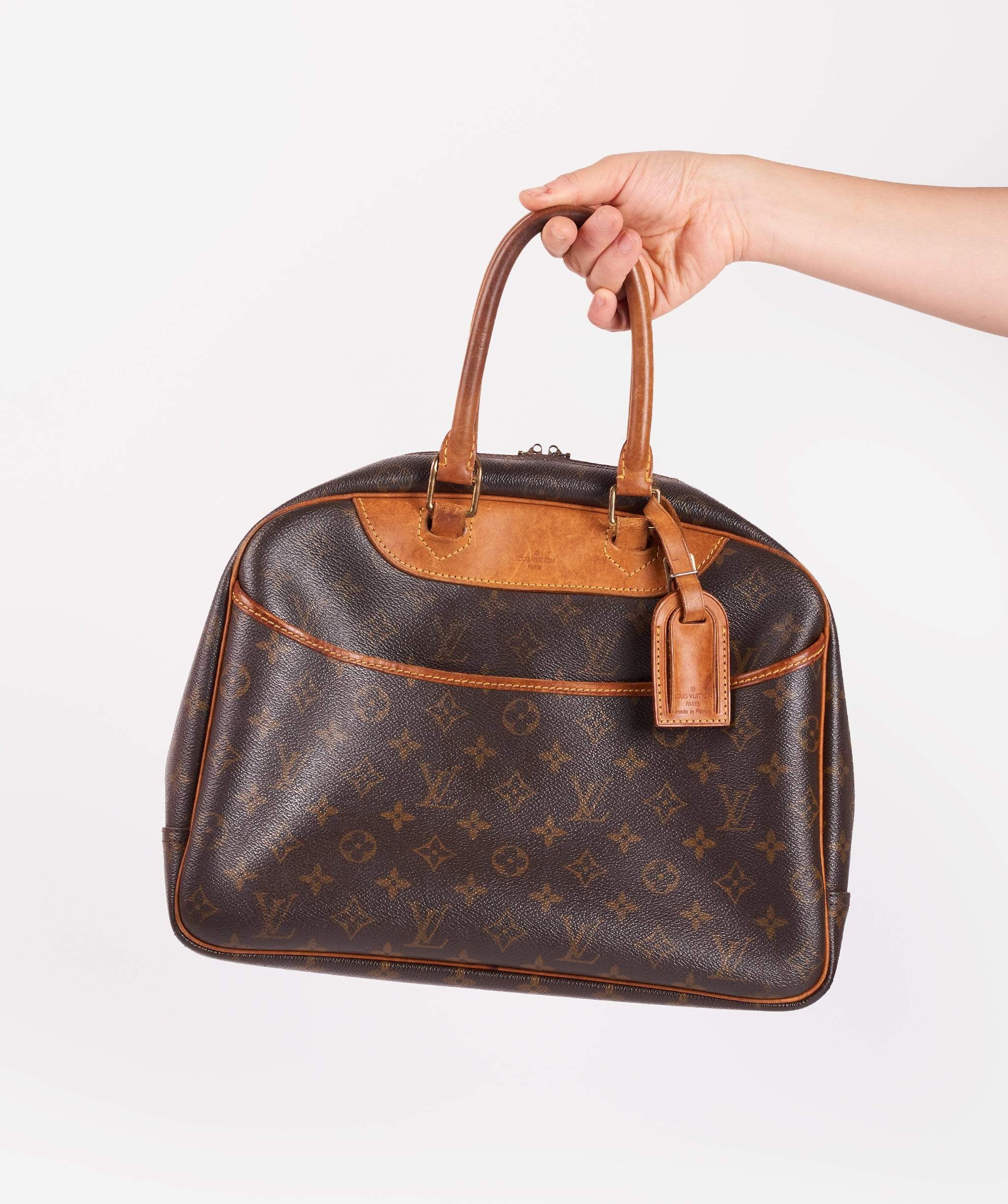 Louis Vuitton Louis Vuitton Monogram Deauville Hand Bag