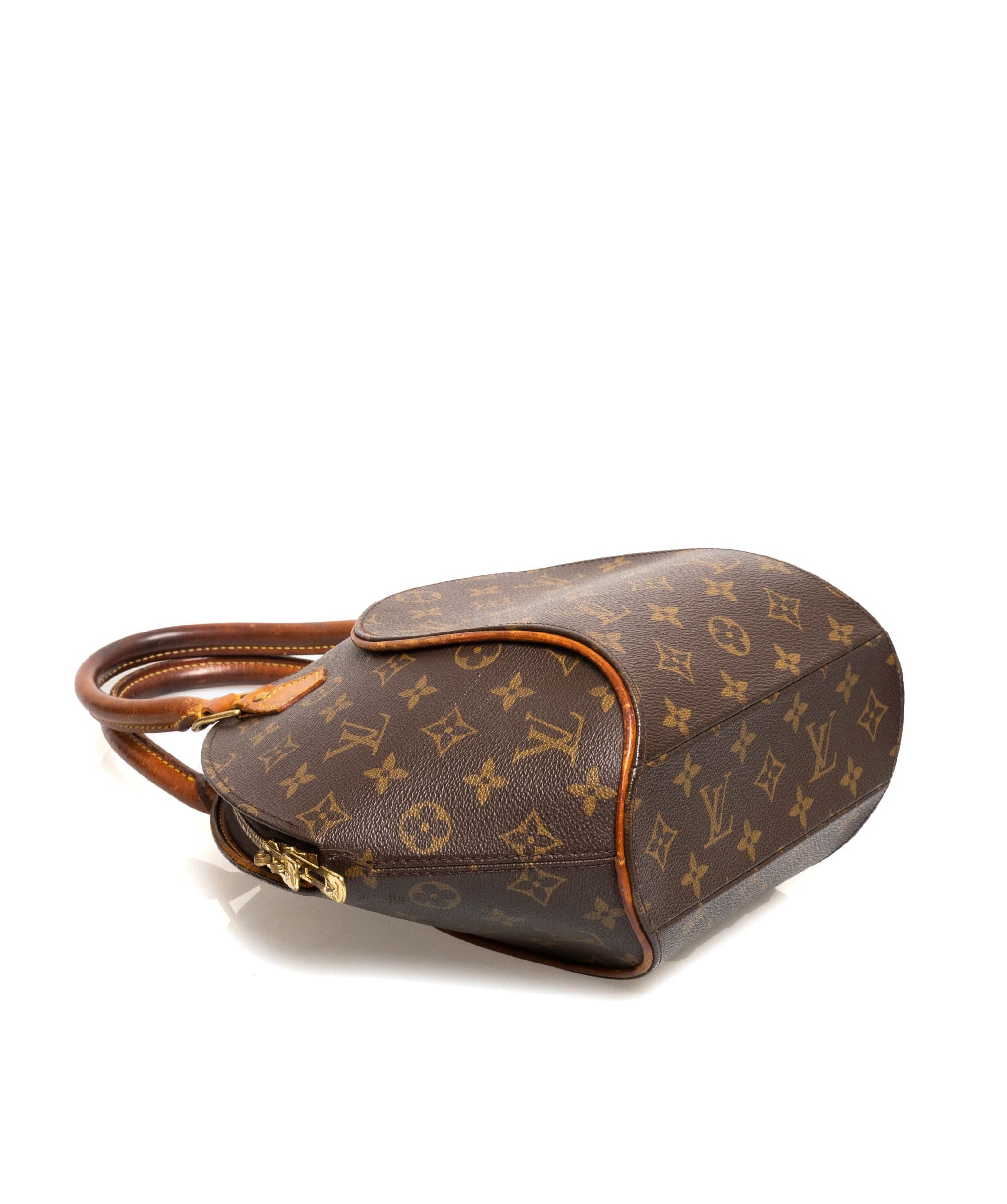 Louis Vuitton LOUIS VUITTON Monogram Ellipse PM Hand Bag - AWL1685