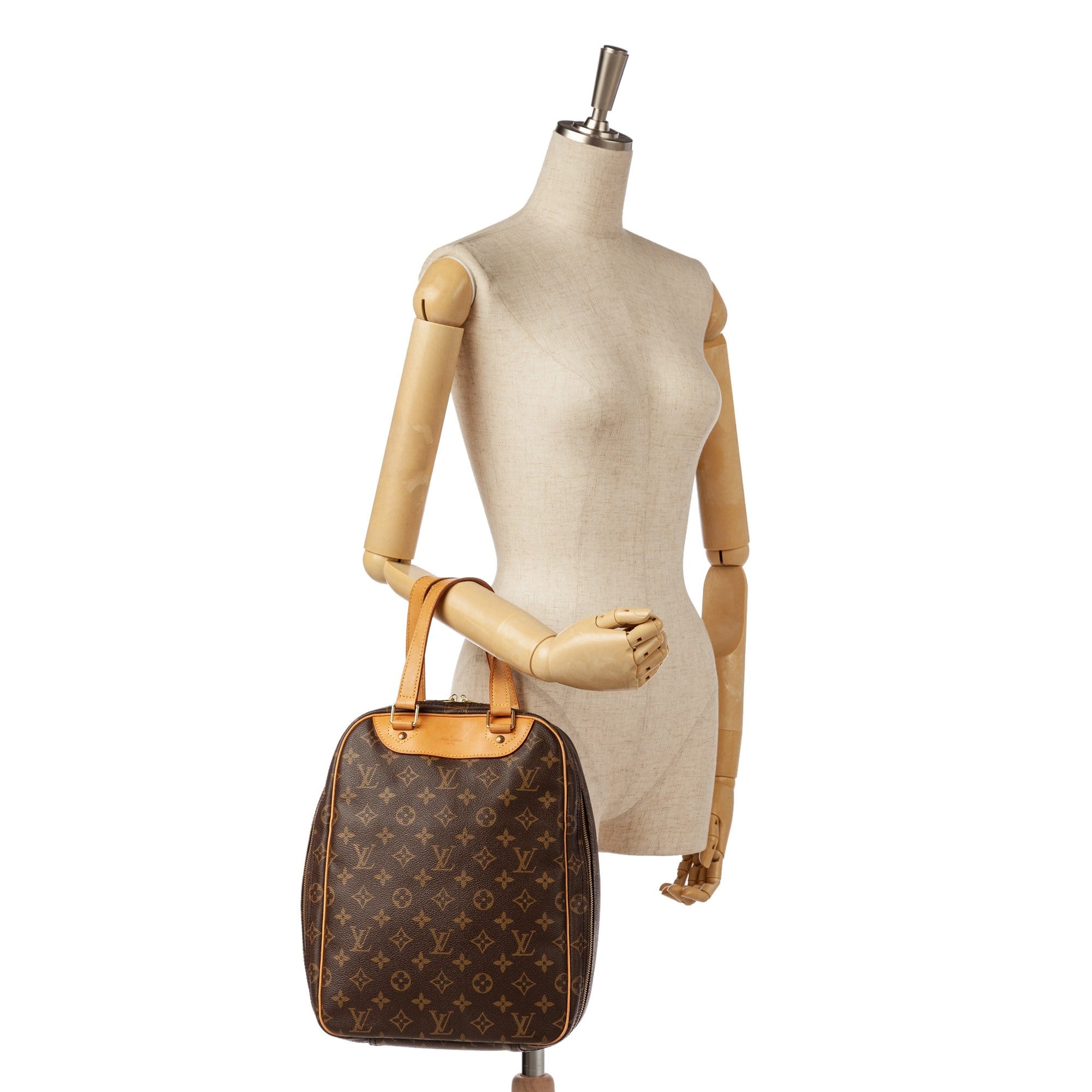 Louis Vuitton Louis Vuitton Monogram Excursion AWC1016