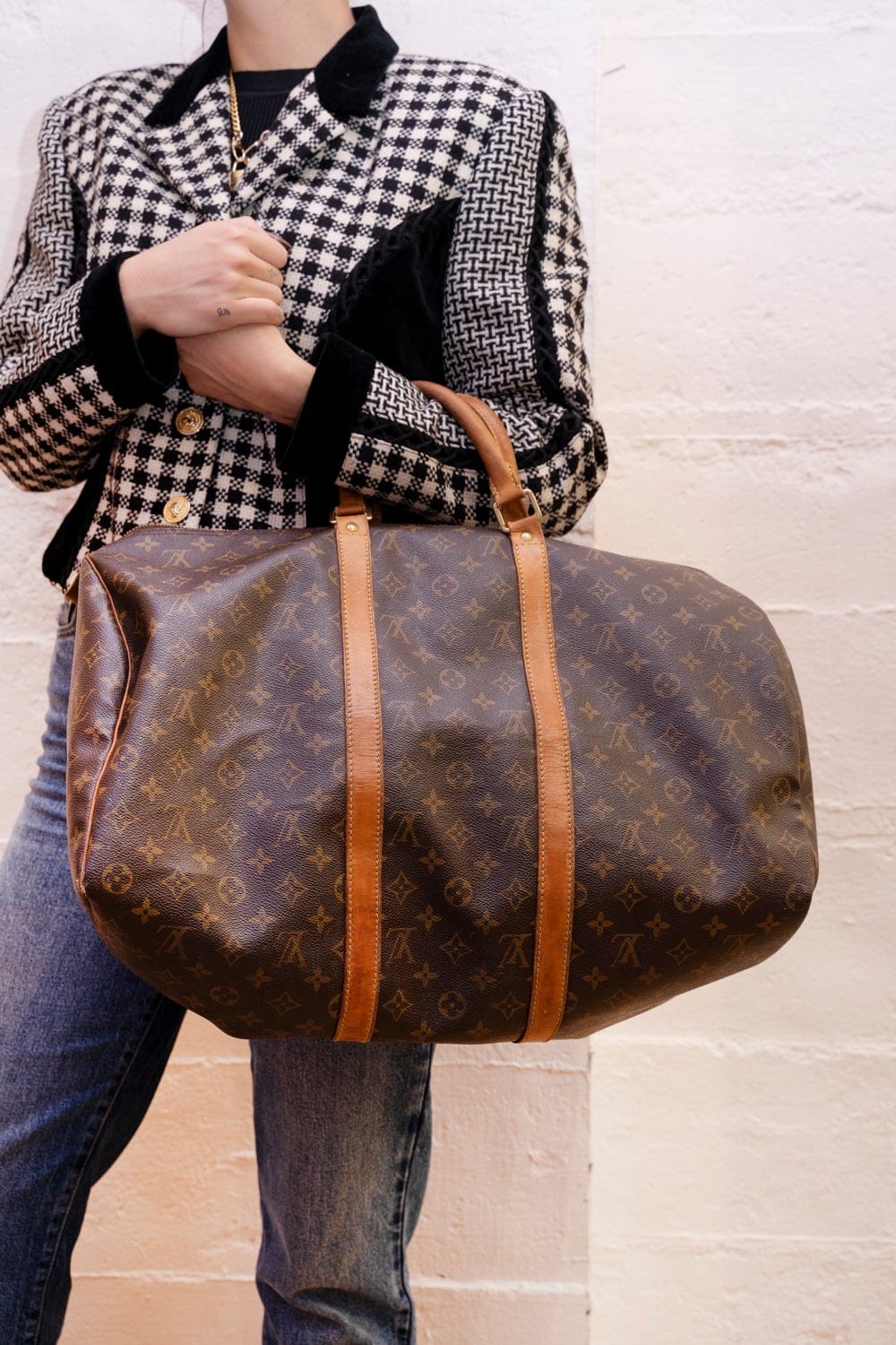 Louis Vuitton Louis Vuitton Monogram Keepall 50 Bag  - AGL1571