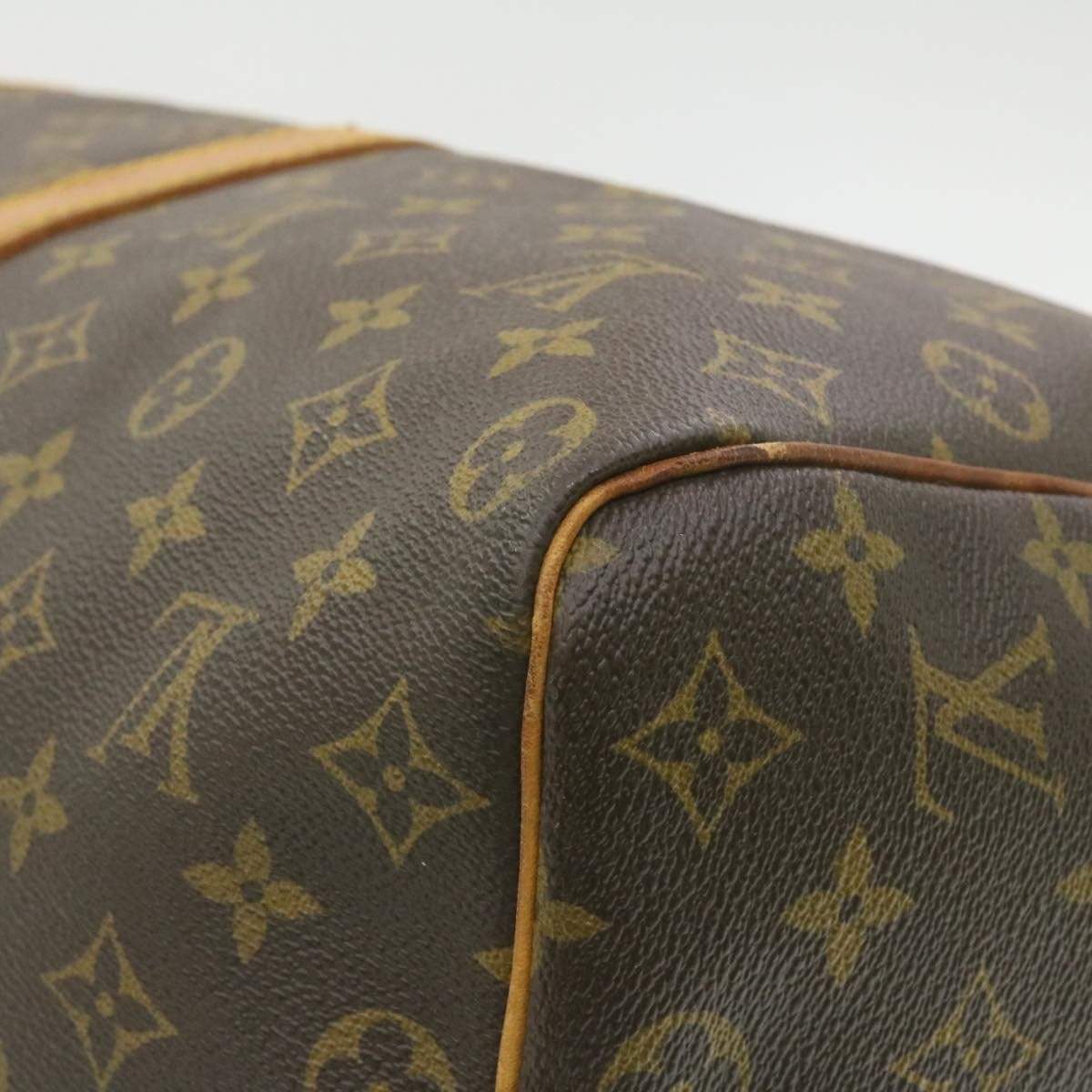 Louis Vuitton Louis Vuitton Monogram Keepall 50 Bag MW2229