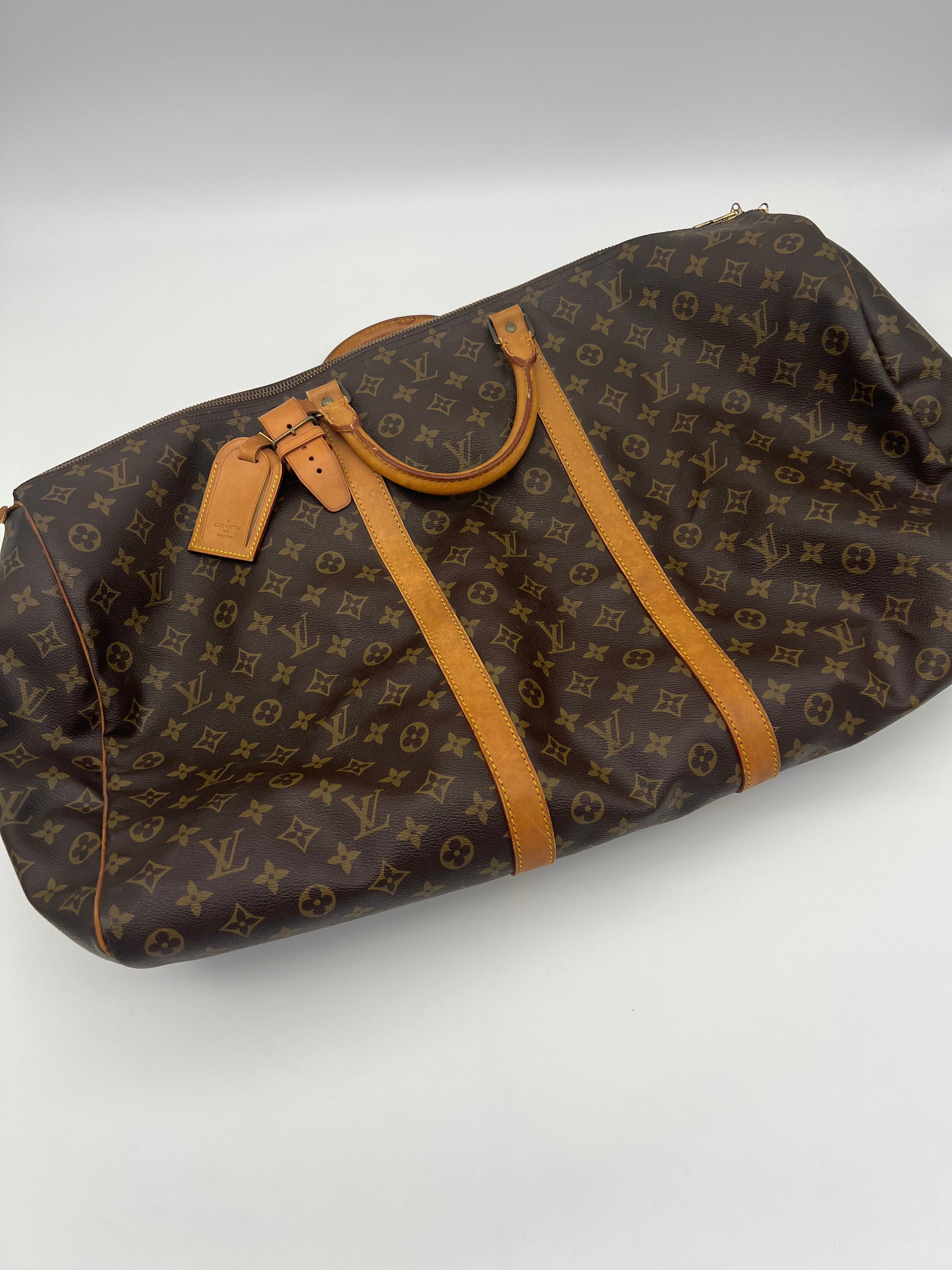 Louis Vuitton Louis Vuitton Monogram Keepall 60 - ASL2160