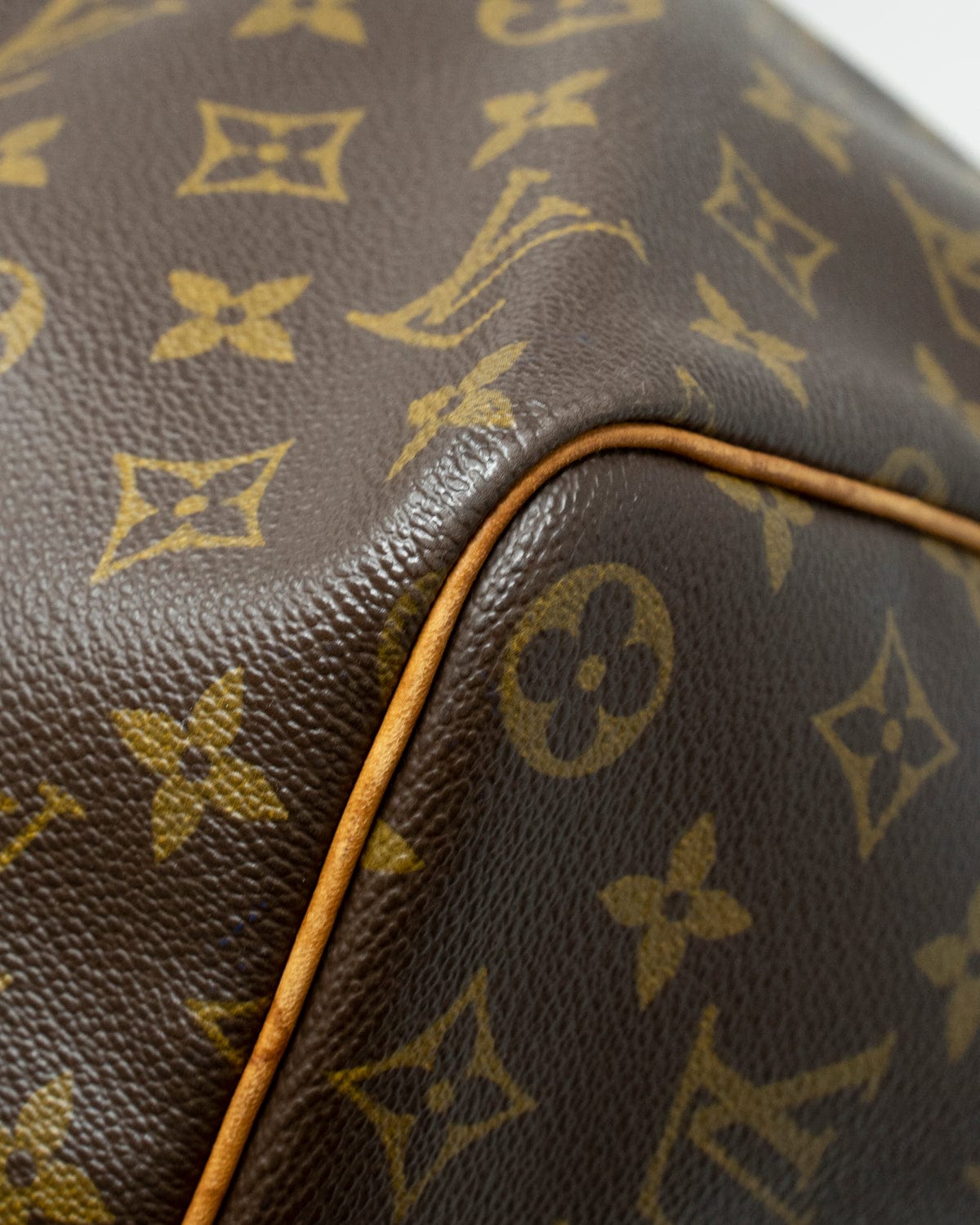 Louis Vuitton Louis Vuitton Monogram Keepall Bandouliere 45 - AWL2198