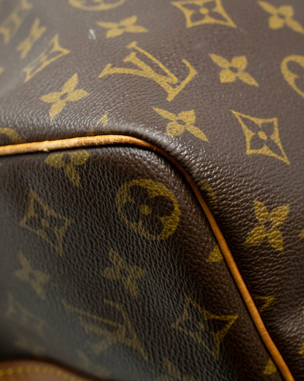 Louis Vuitton Louis Vuitton Monogram Keepall Bandouliere 45 - AWL2198