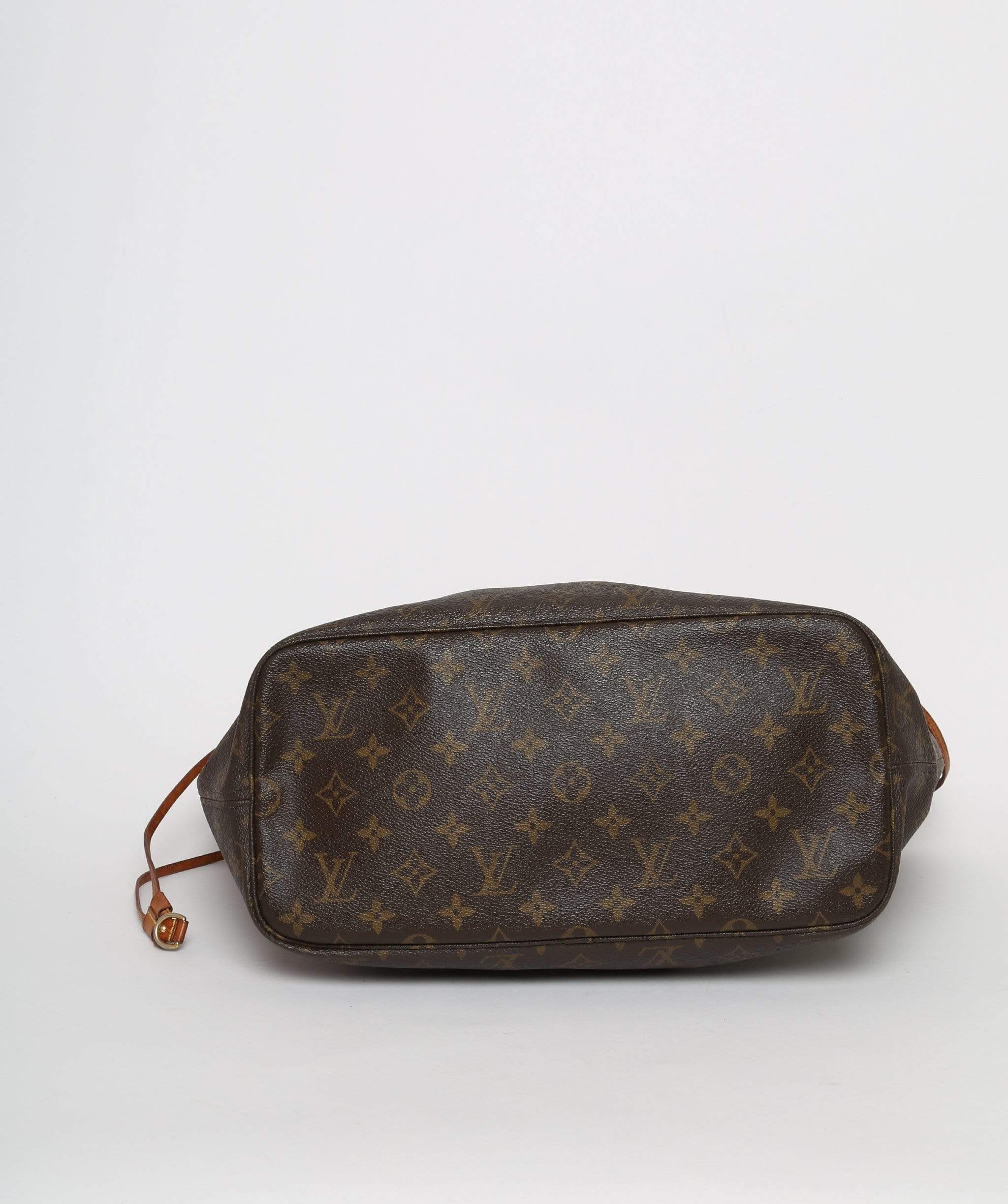 Louis Vuitton Louis Vuitton Monogram Nevefull AR3088