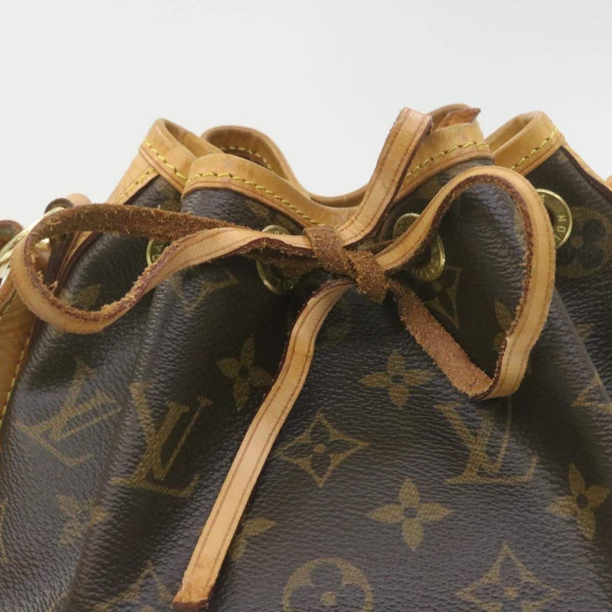 Louis Vuitton Louis Vuitton Monogram Noe BB MW2299