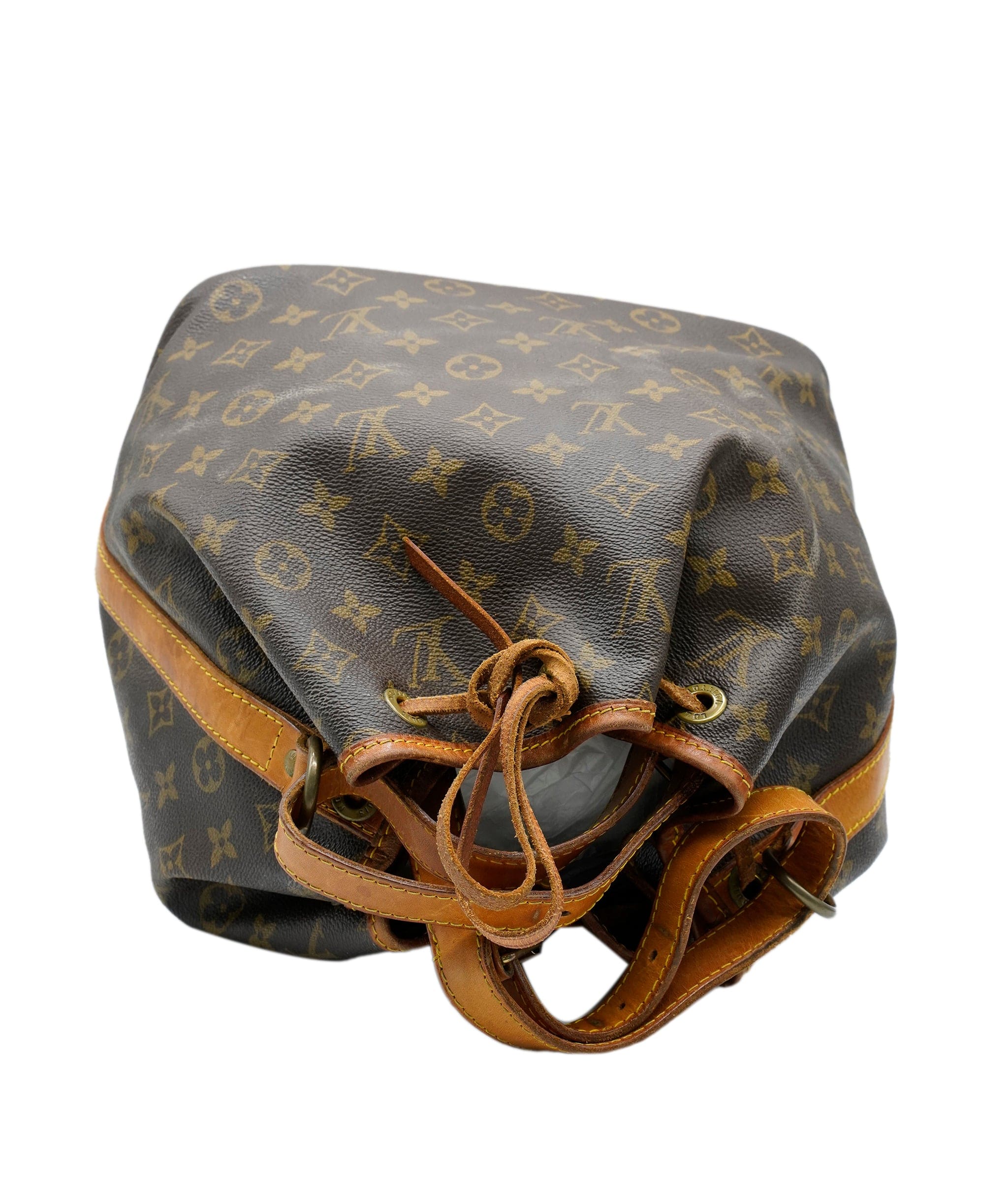 Louis Vuitton LOUIS VUITTON Monogram Petit Noe Shoulder Bag NW3016