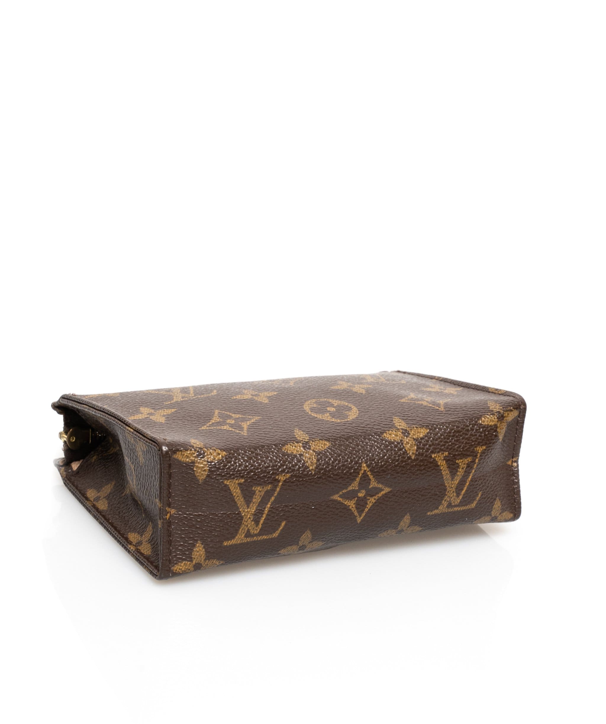 Louis Vuitton LOUIS VUITTON Monogram Poche Toilette 15 Cosmetics Pouch - AWL1644