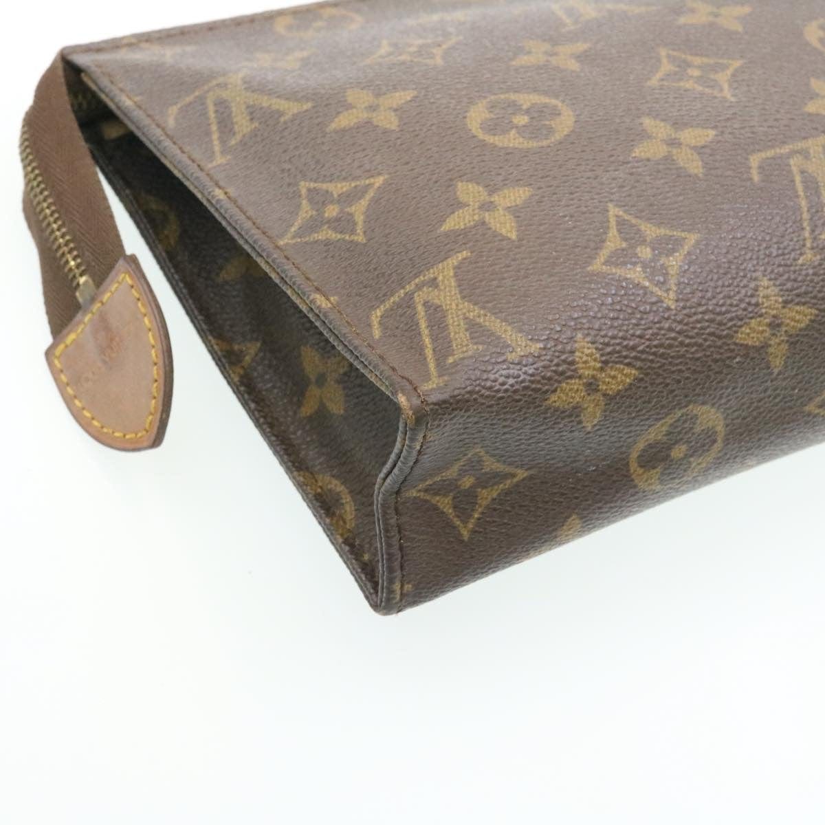 Louis Vuitton Louis Vuitton Monogram Poche Toilette 19 Pouch - AWL2092