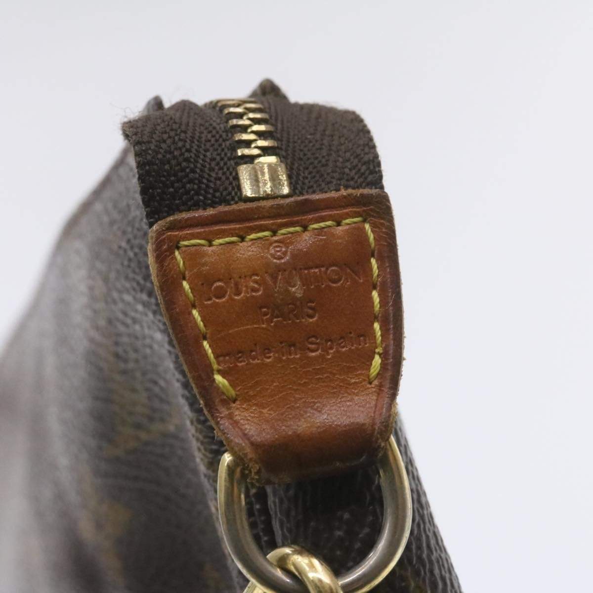 Louis Vuitton Louis Vuitton Monogram Pochette Accessoires CA0060