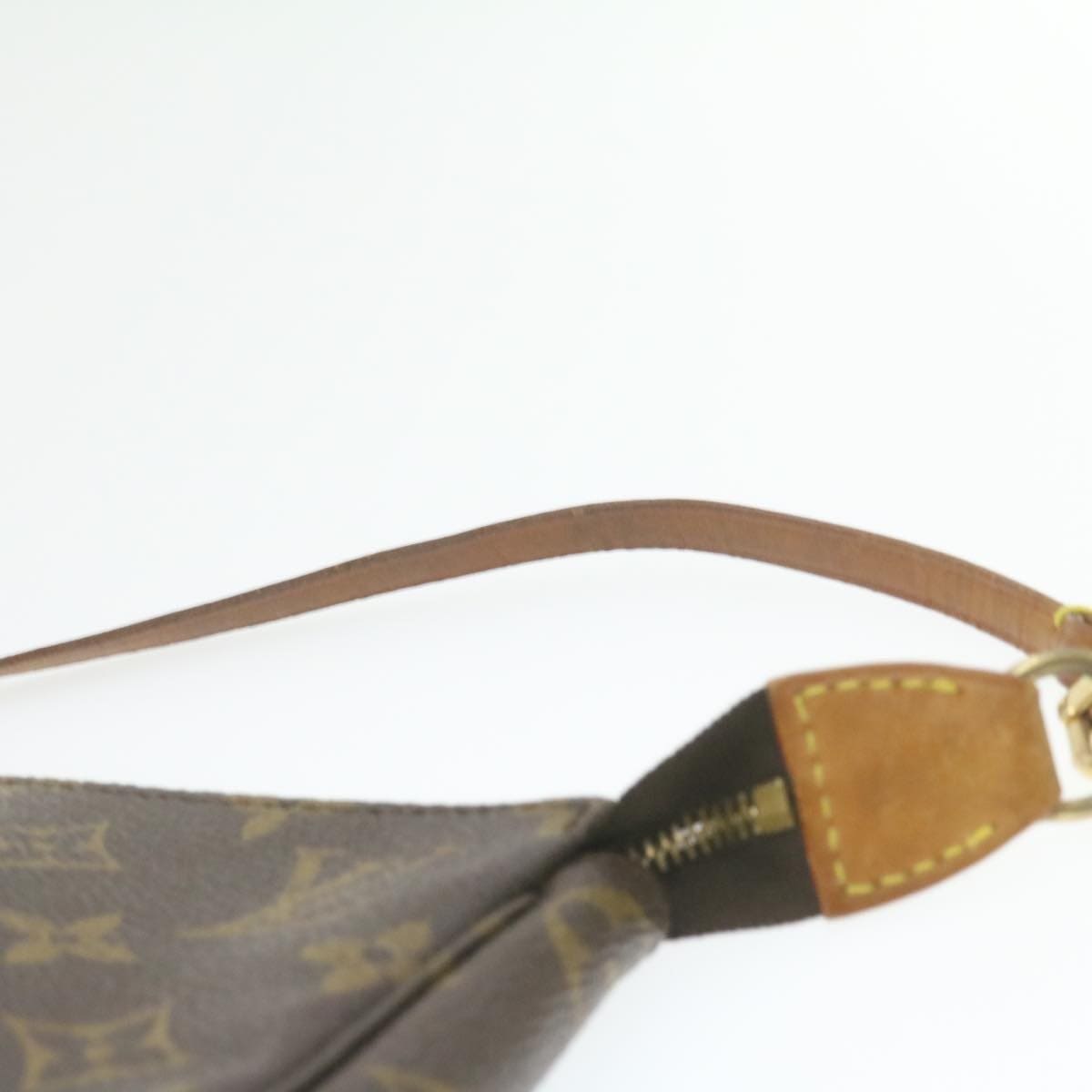 Louis Vuitton Louis Vuitton Monogram Pochette Accessoires MW2216