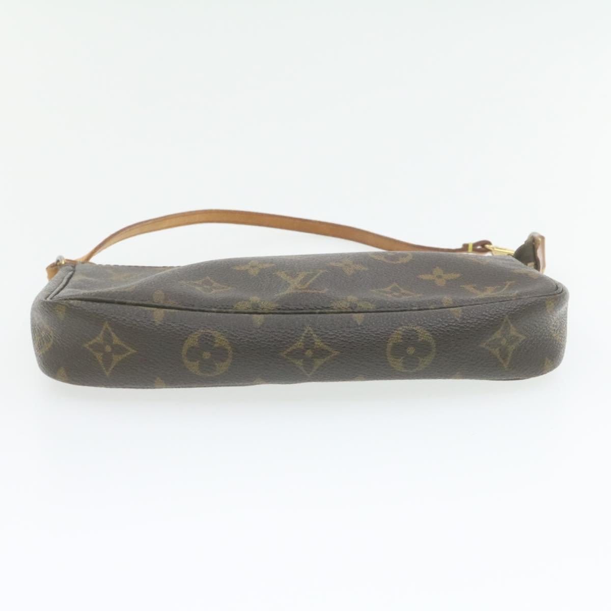 Louis Vuitton Louis Vuitton Monogram Pochette Accessoires MW2727